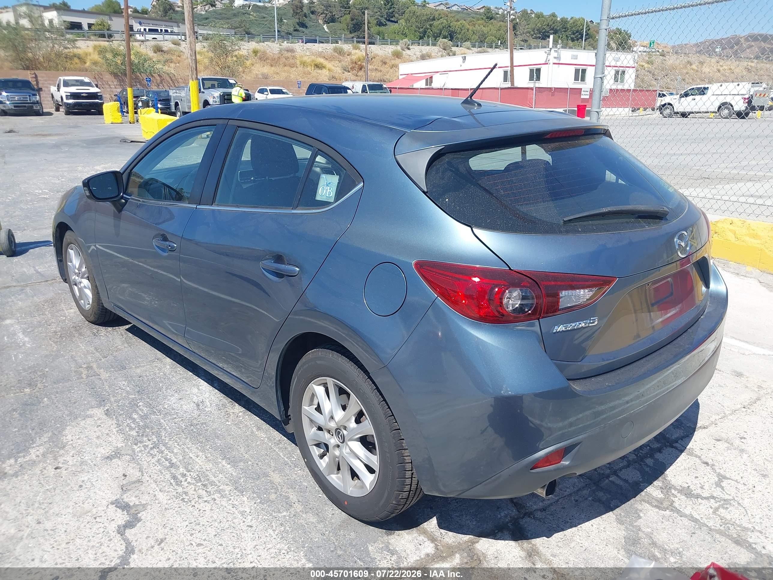 2014 Mazda Mazda3 I Touring Синий vin: JM1BM1L75E1204757