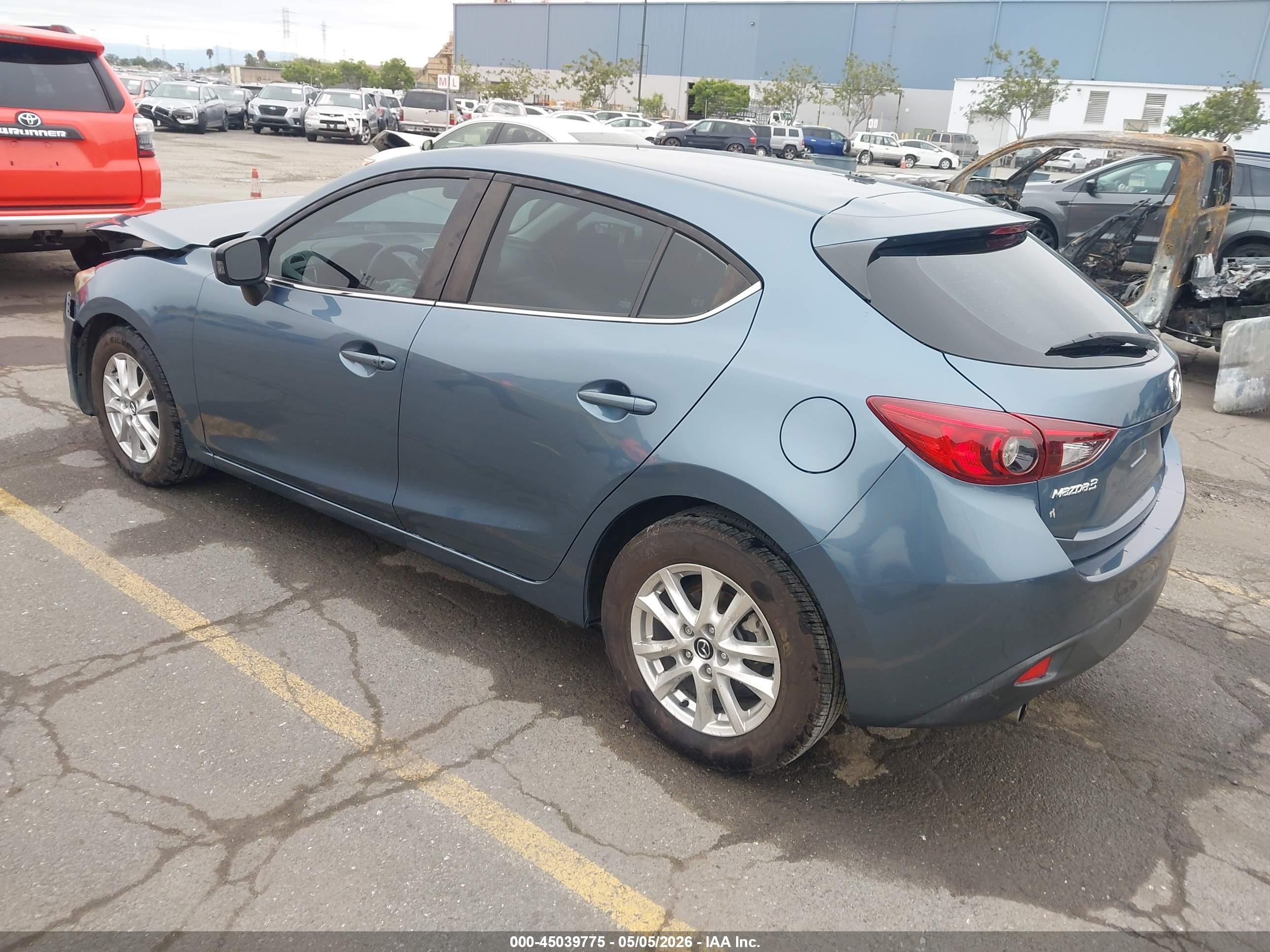 2014 Mazda Mazda3 Blue vin: JM1BM1L75E1205181