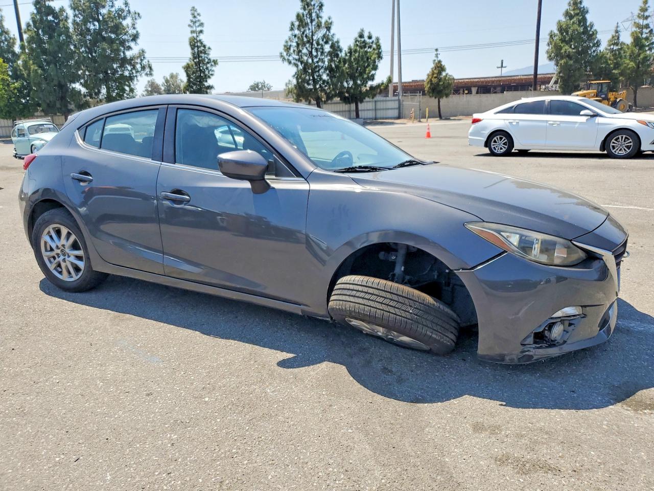 2015 Mazda 3 Touring Gray vin: JM1BM1L75F1218837