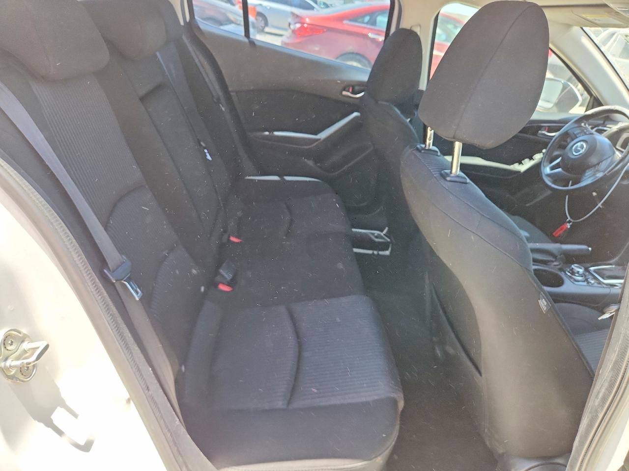 2015 Mazda 3 Touring Белый vin: JM1BM1L76F1262510