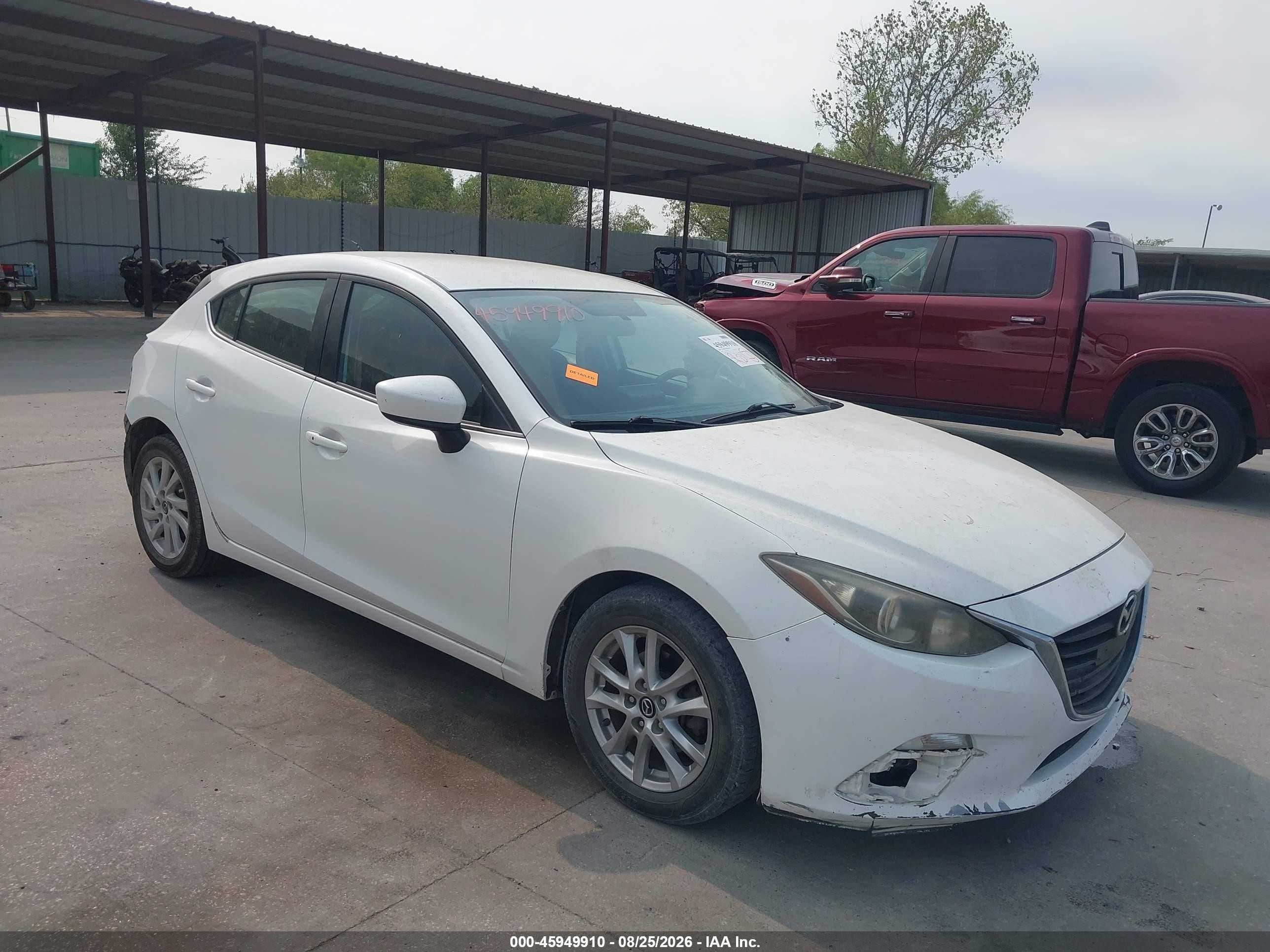 2014 Mazda Mazda3 I Touring White vin: JM1BM1L77E1167520