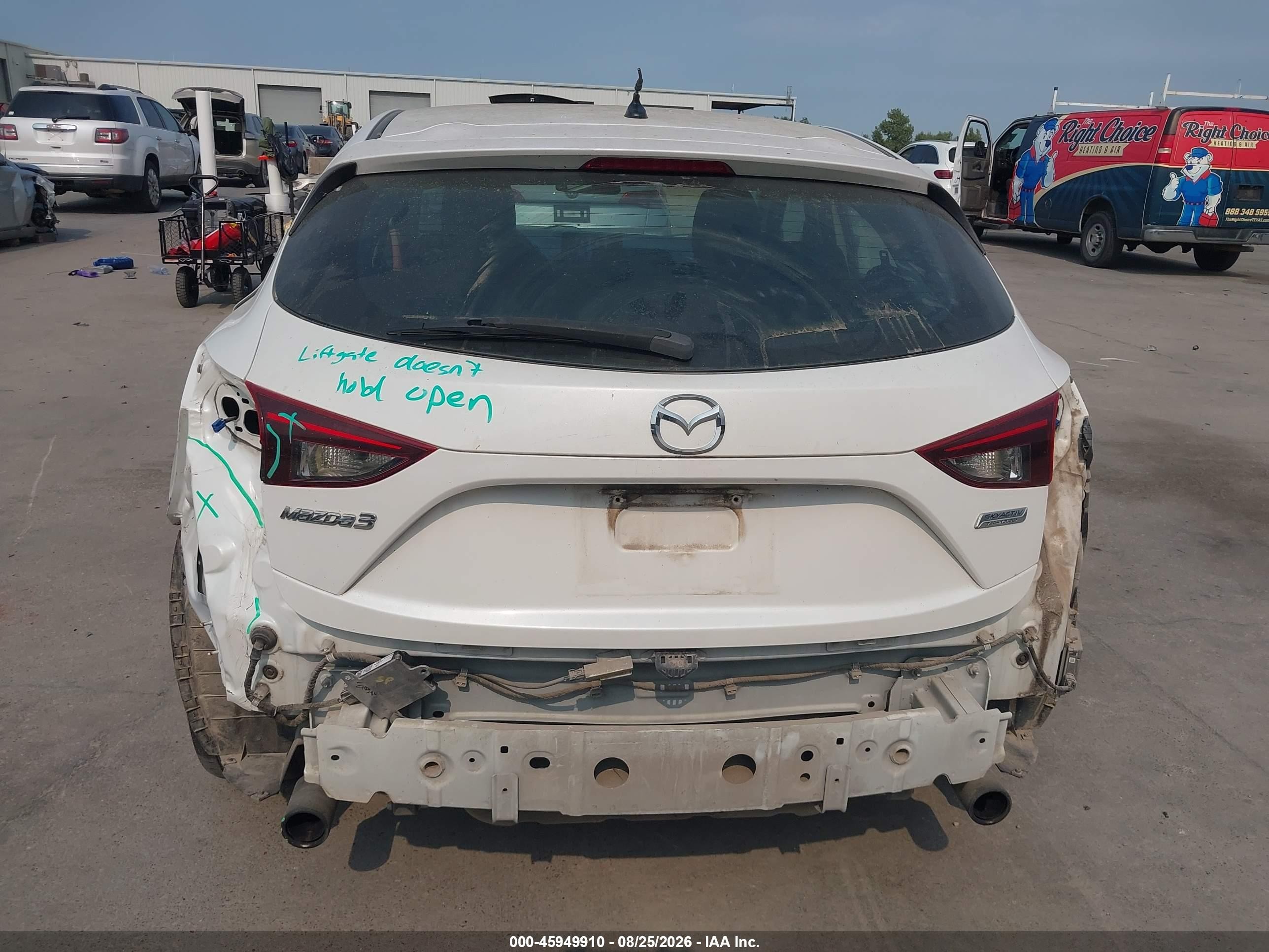 2014 Mazda Mazda3 I Touring White vin: JM1BM1L77E1167520