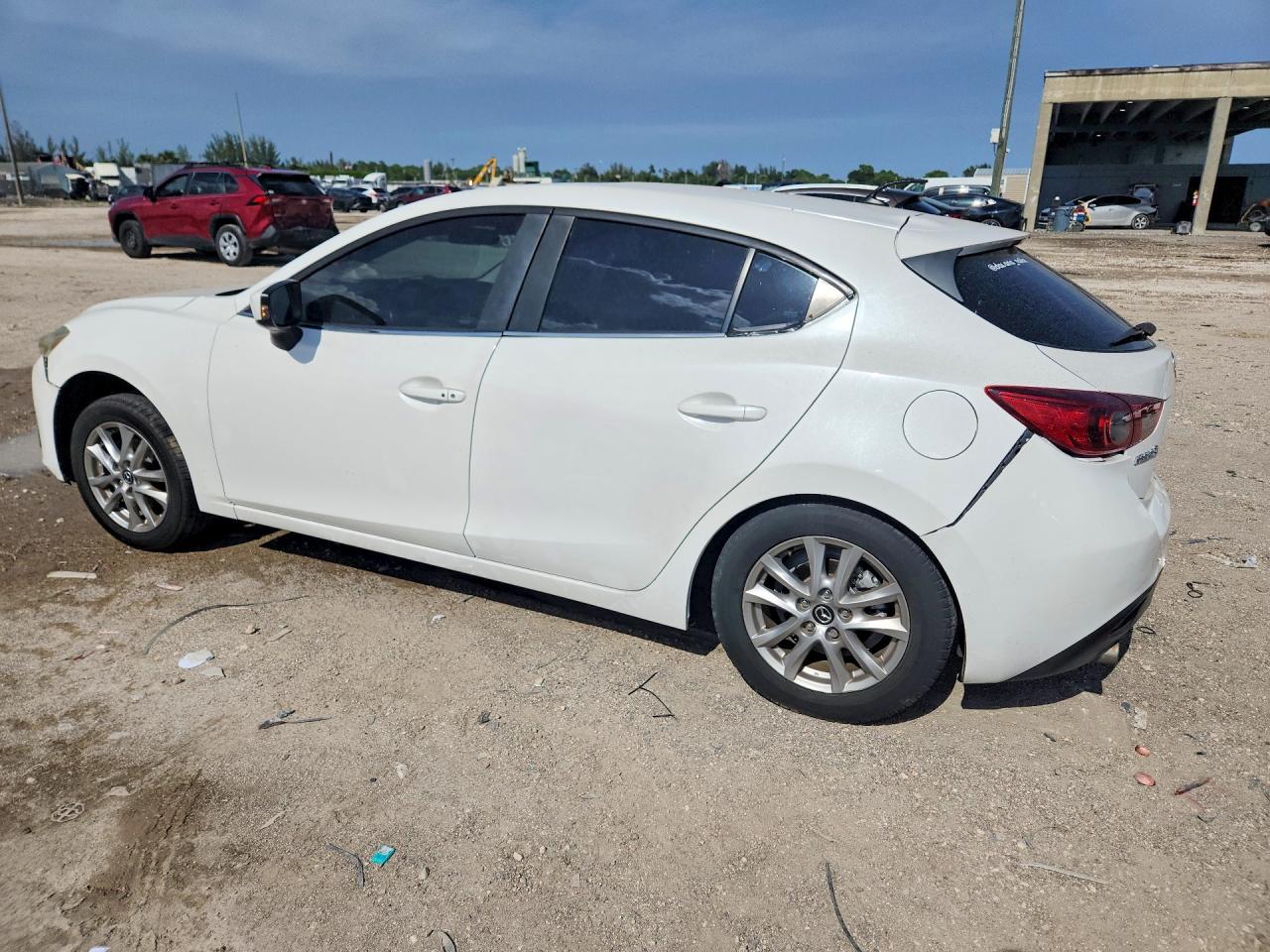 2014 Mazda 3 Touring White vin: JM1BM1L79E1136429
