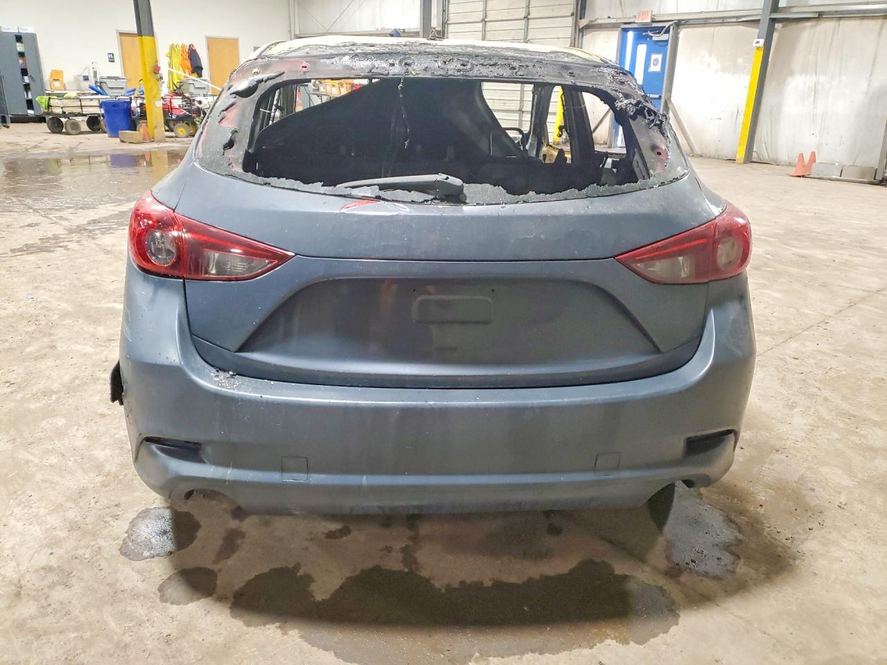 2014 Mazda 3 Touring Пожар vin: JM1BM1L79E1179135