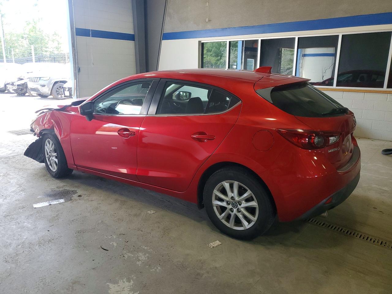 2015 Mazda 3 Touring Red vin: JM1BM1L79F1224320