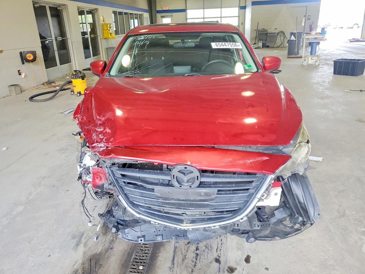 2015 Mazda 3 Touring Red vin: JM1BM1L79F1224320