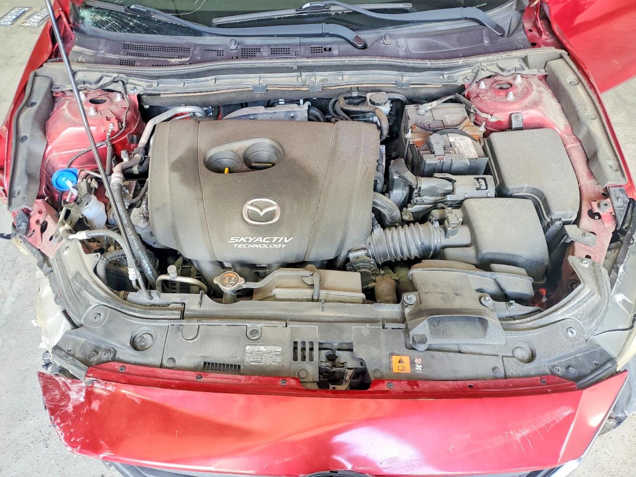 2015 Mazda 3 Touring Red vin: JM1BM1L79F1224320