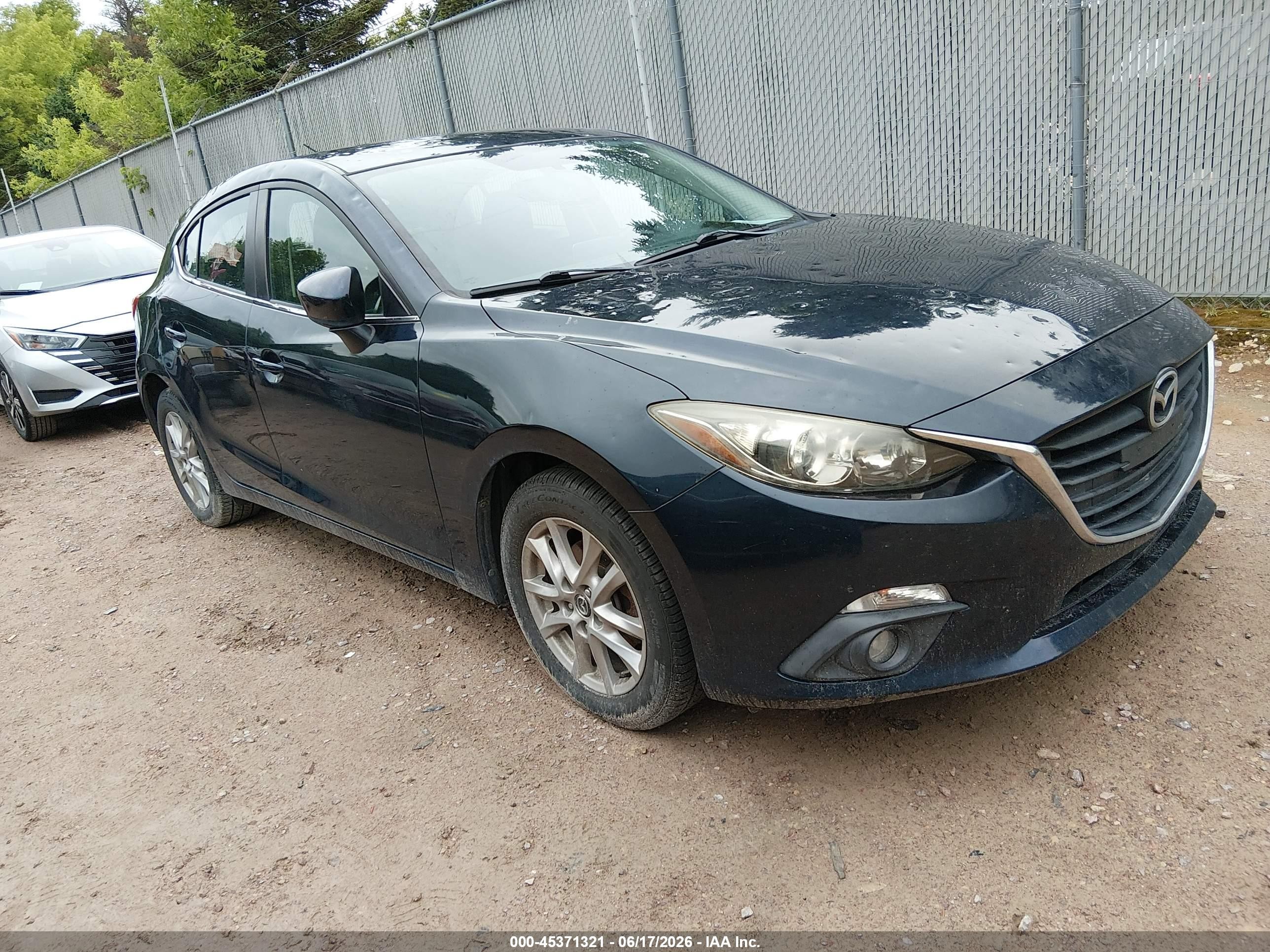 2015 Mazda Mazda3 I Touring Blue vin: JM1BM1L79F1232370