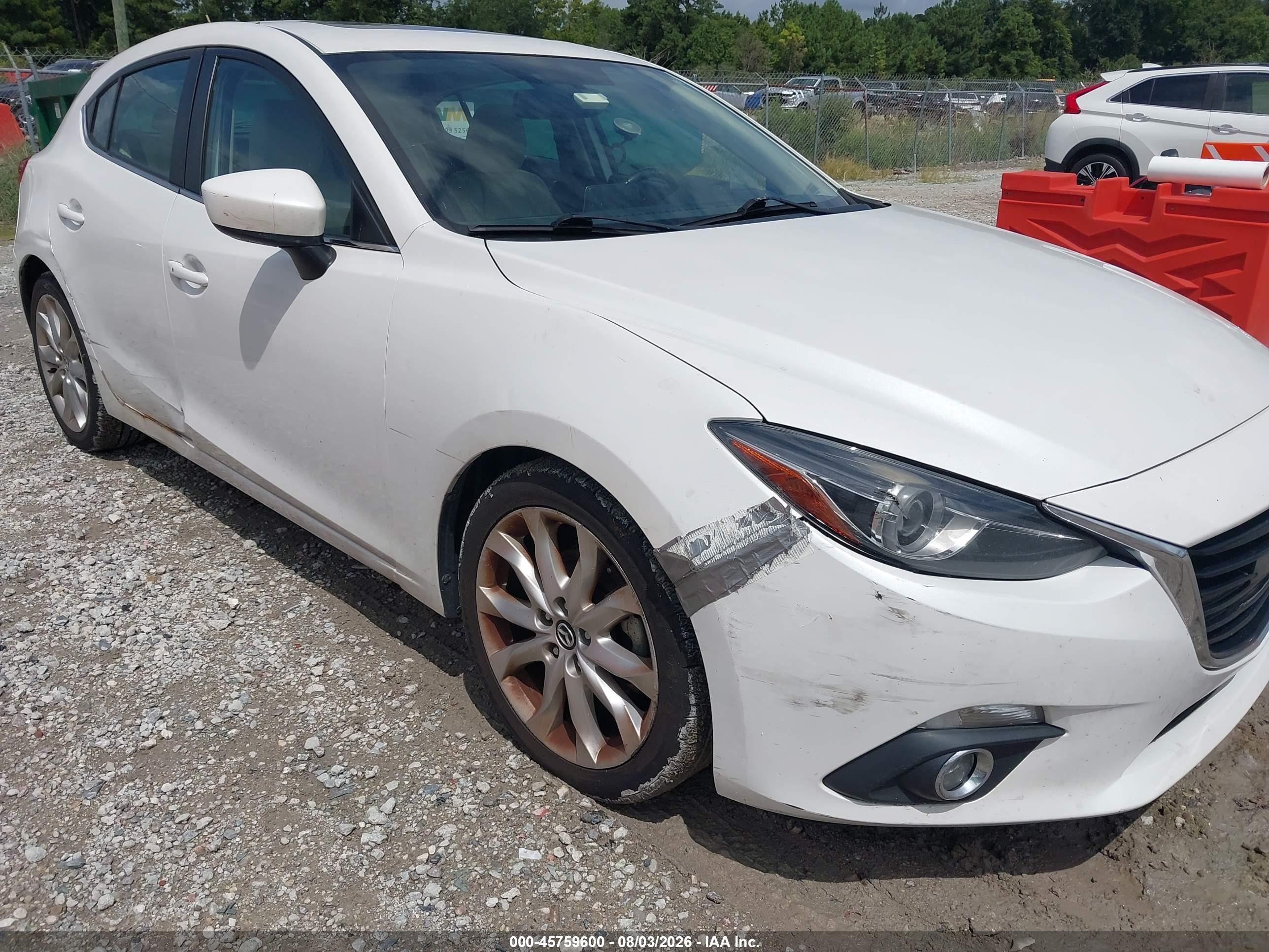 2015 Mazda Mazda3 S Grand Touring White vin: JM1BM1M30F1238117