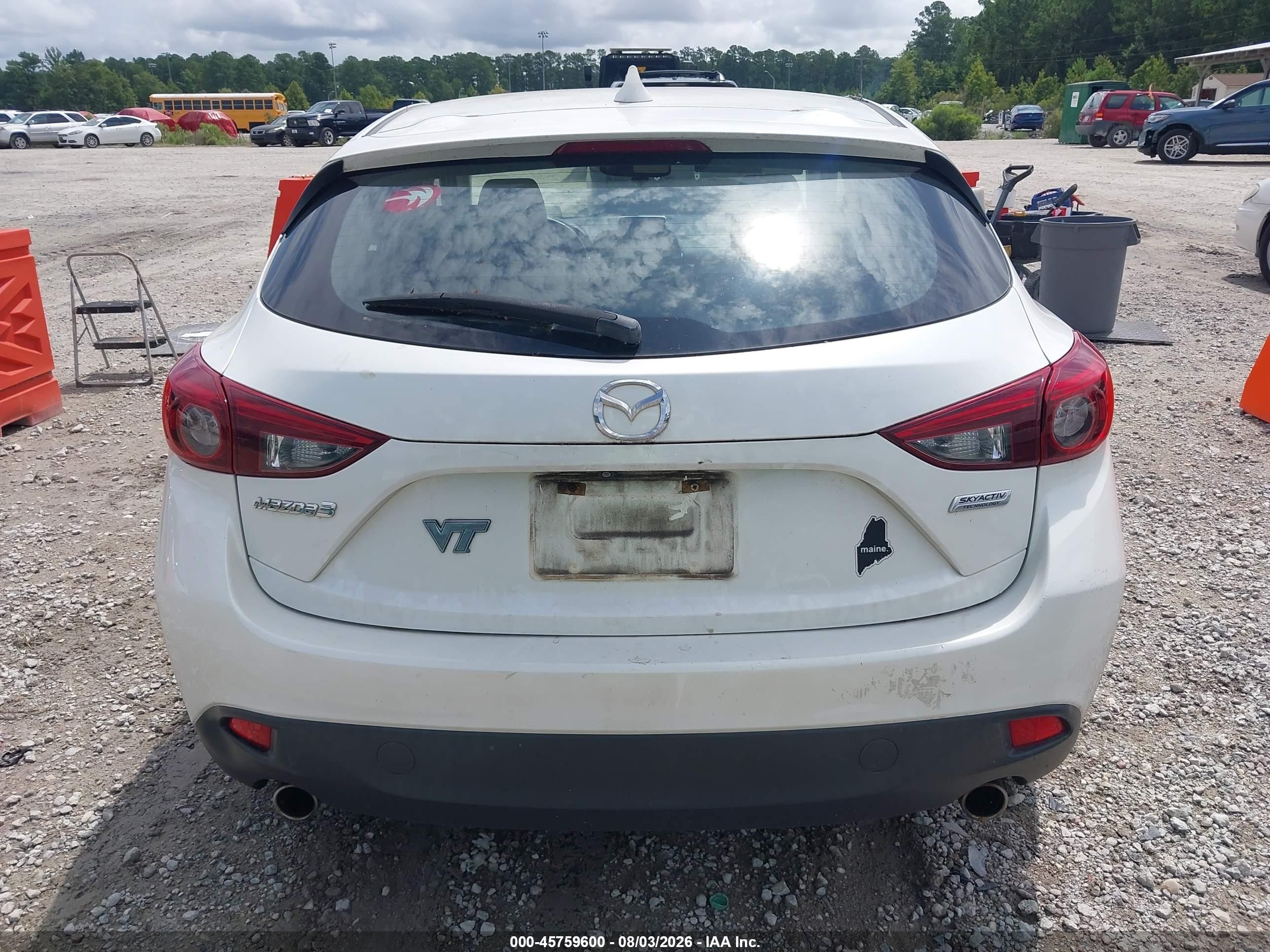 2015 Mazda Mazda3 S Grand Touring White vin: JM1BM1M30F1238117