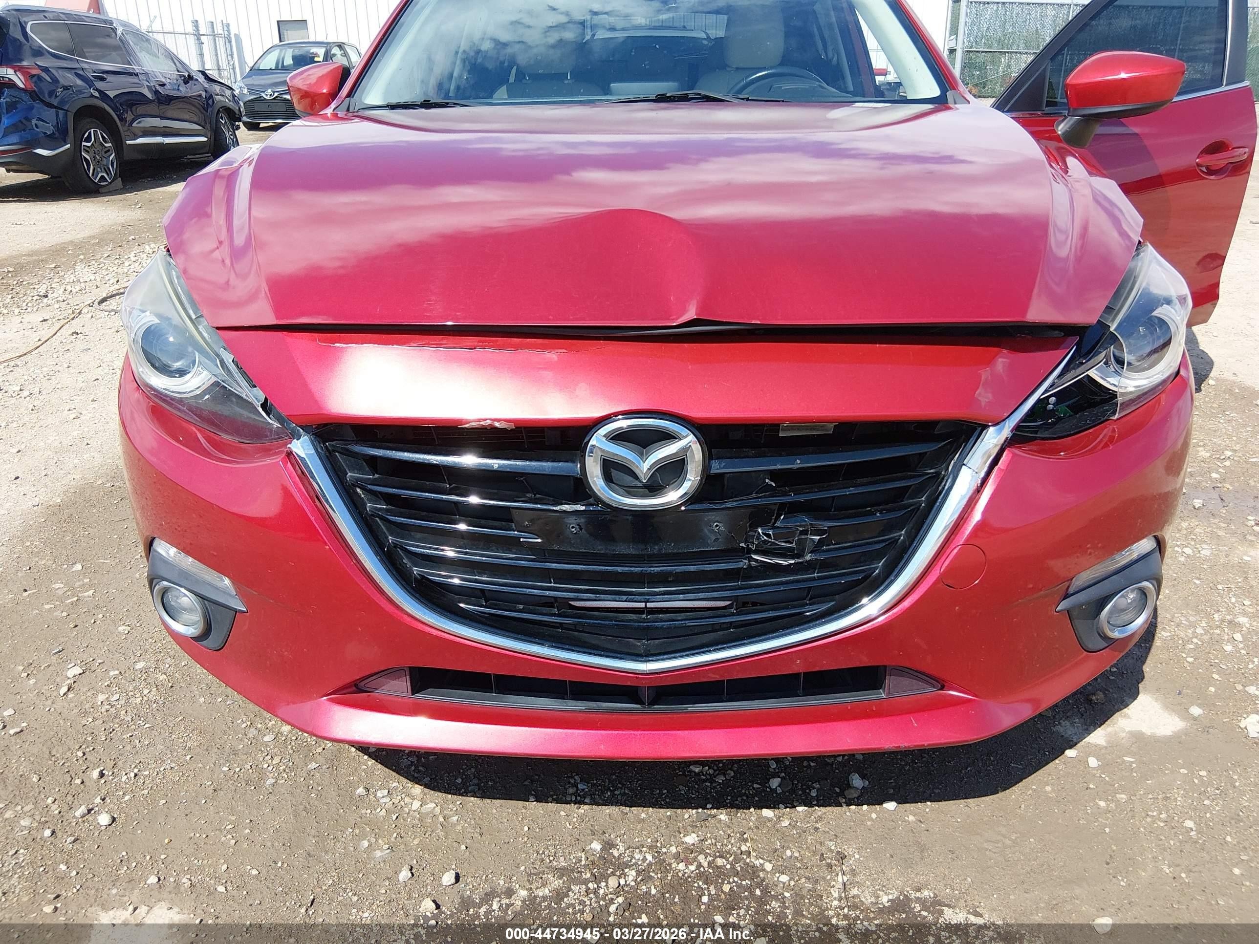 2014 Mazda Mazda3 S Grand Touring Red vin: JM1BM1M31E1103324
