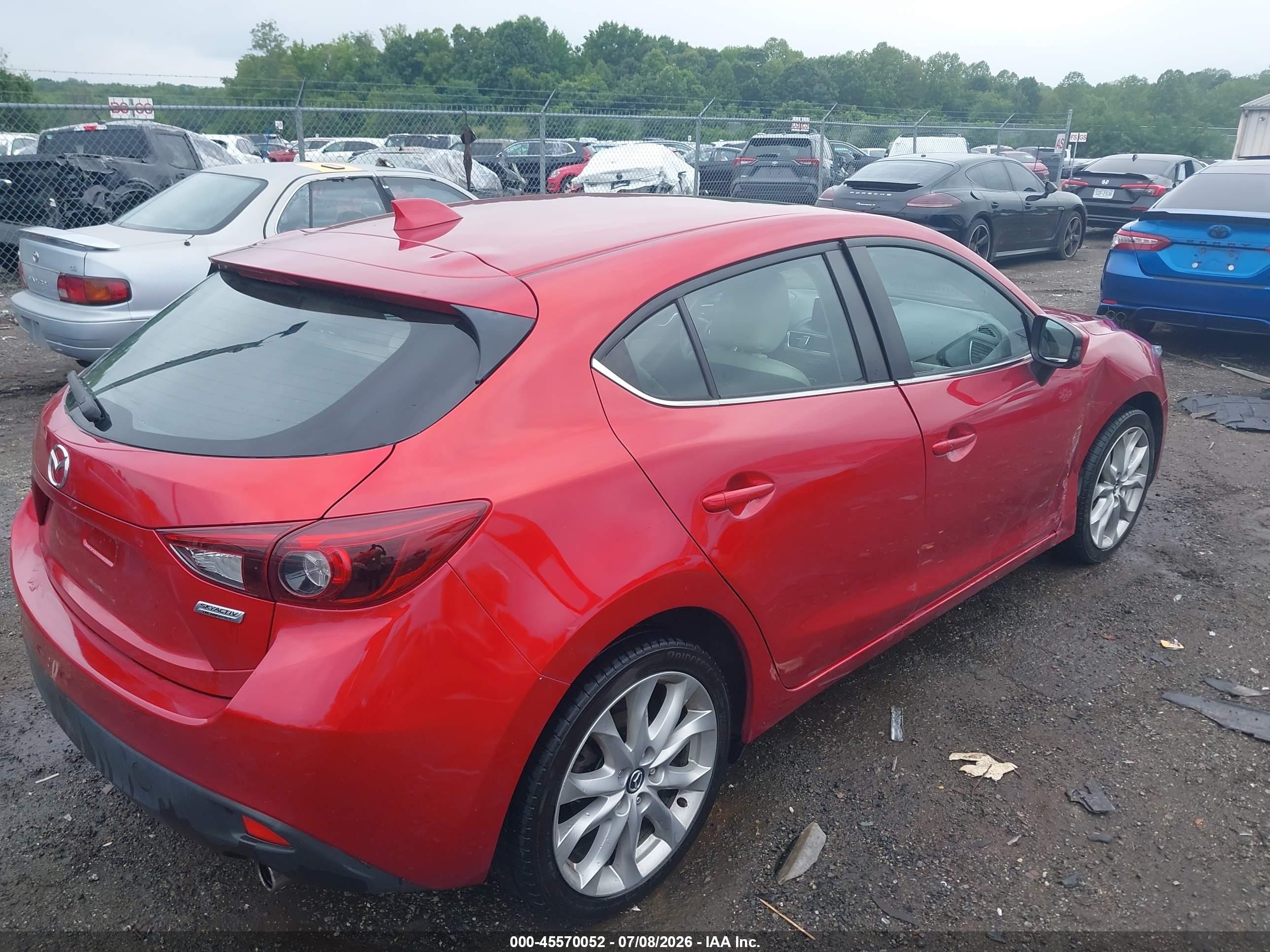 2014 Mazda Mazda3 S Grand Touring Красный vin: JM1BM1M31E1212480
