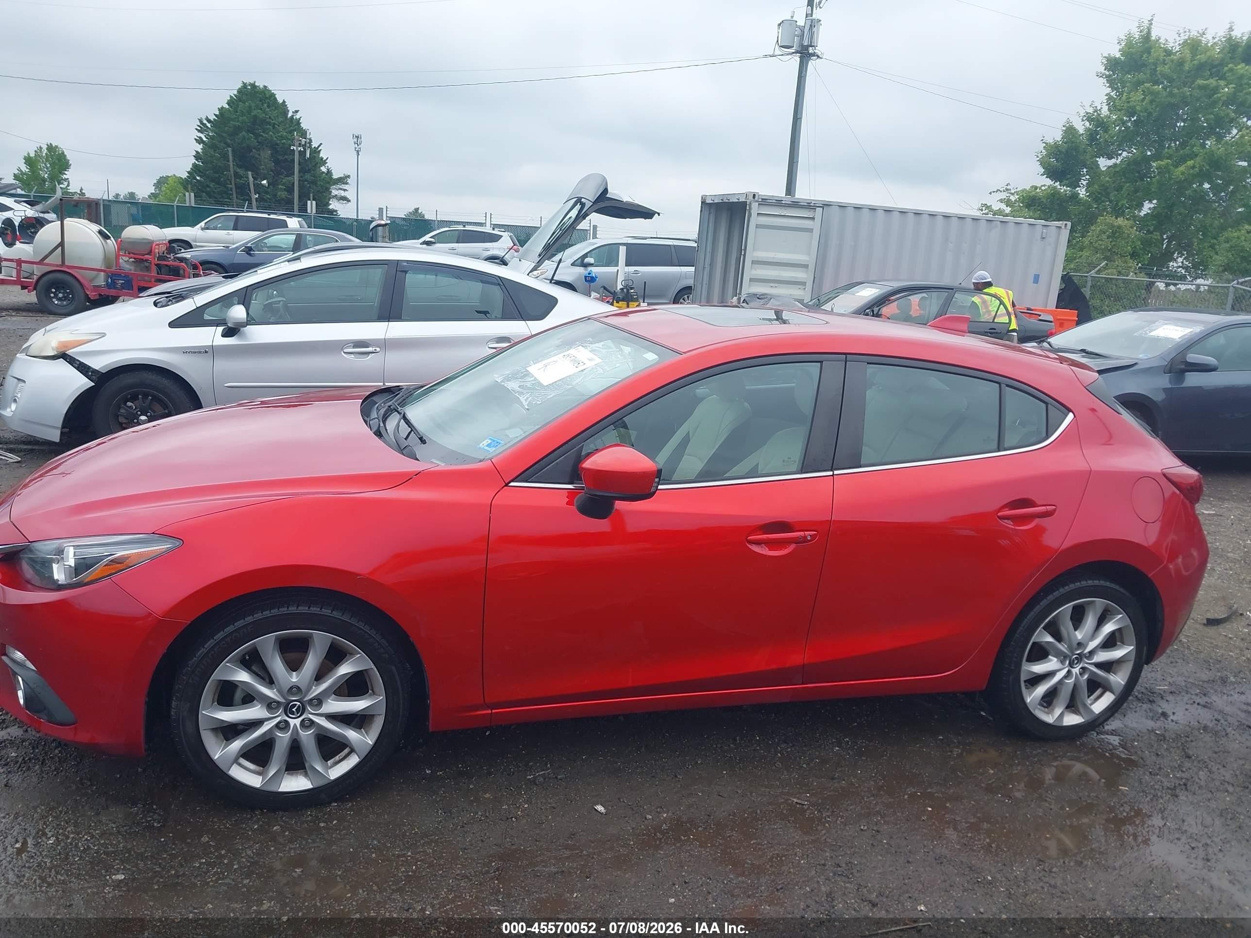 2014 Mazda Mazda3 S Grand Touring Красный vin: JM1BM1M31E1212480