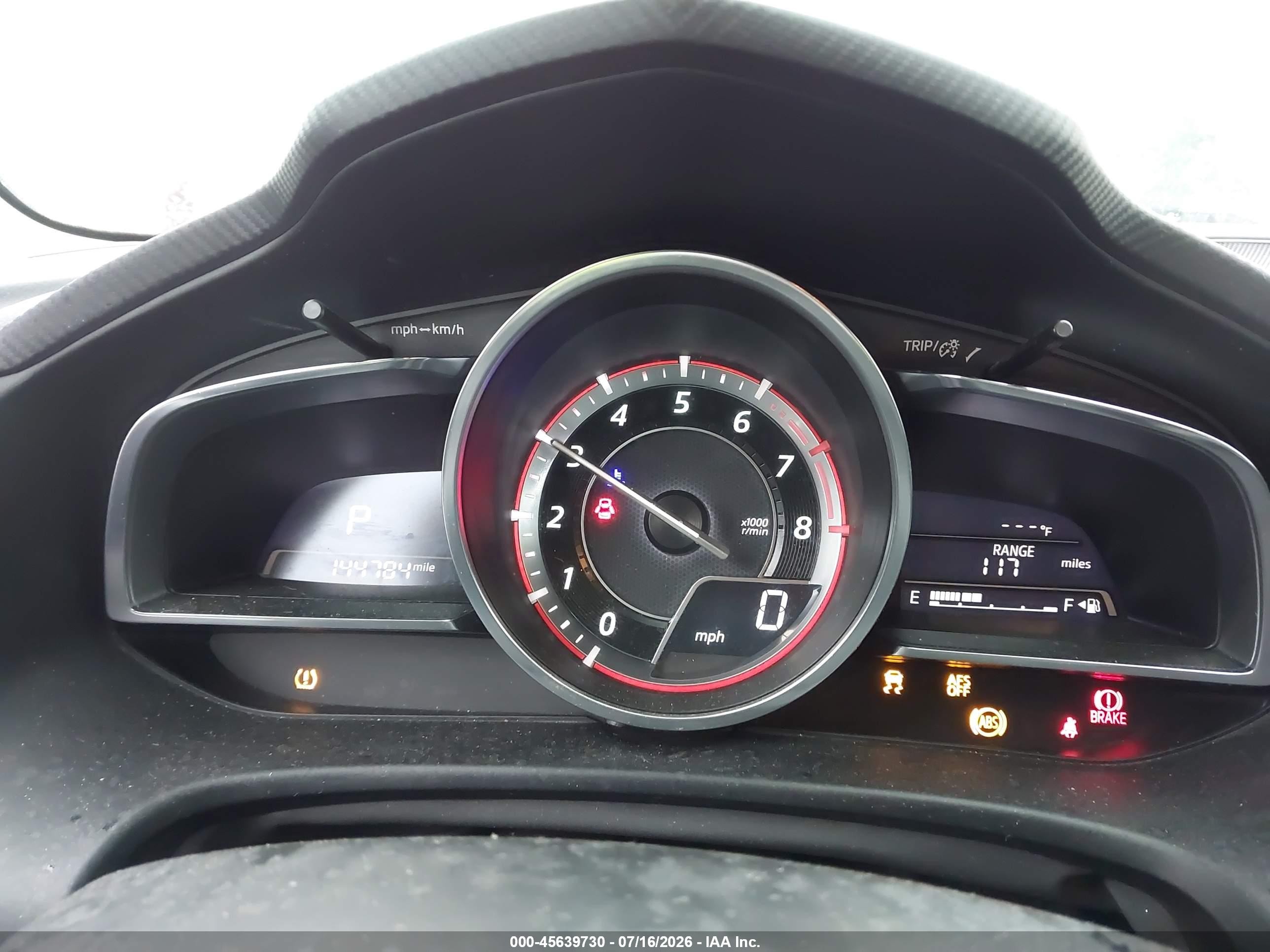 2014 Mazda Mazda3 S Grand Touring Красный vin: JM1BM1M33E1102580