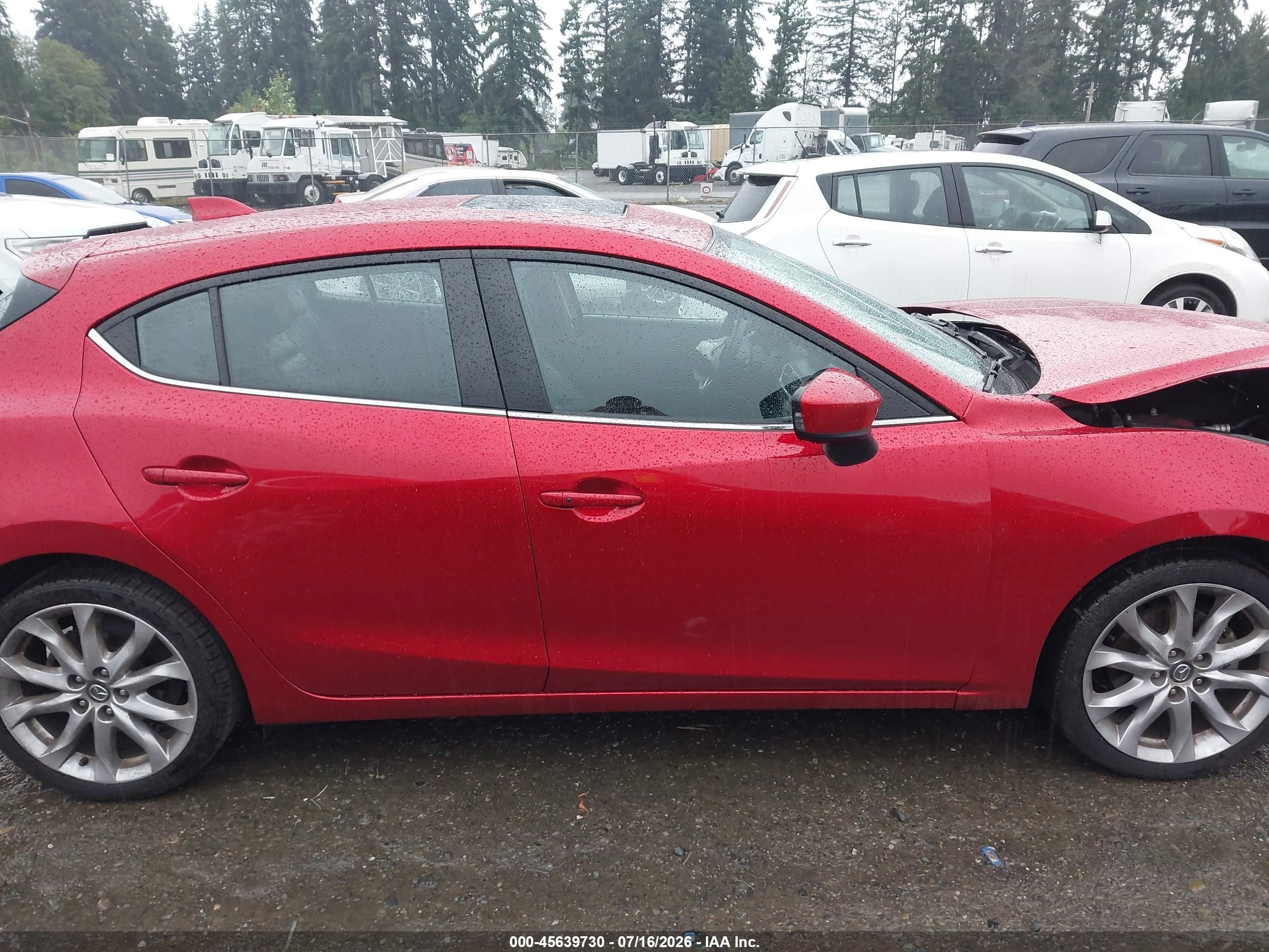 2014 Mazda Mazda3 S Grand Touring Красный vin: JM1BM1M33E1102580