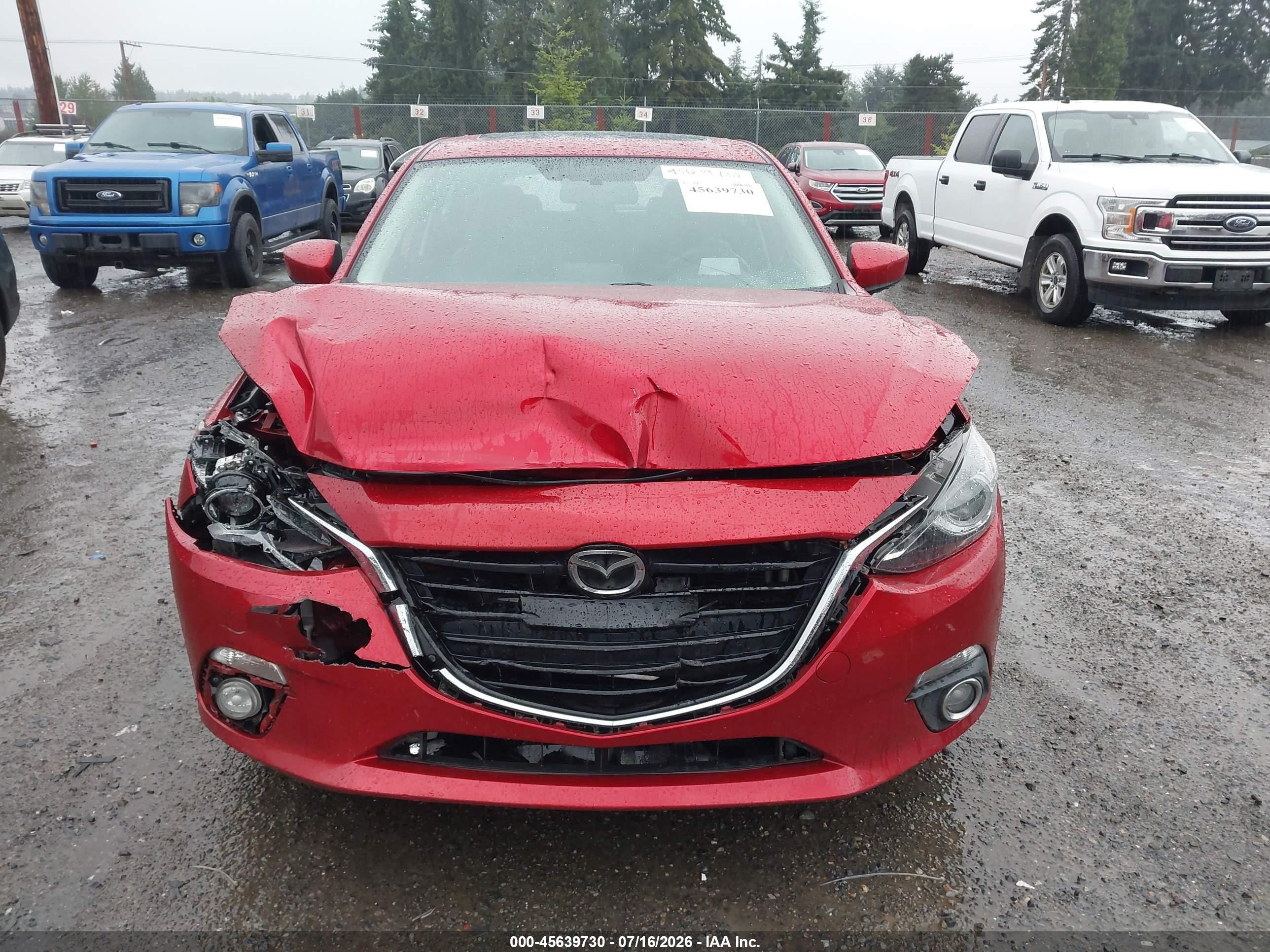 2014 Mazda Mazda3 S Grand Touring Красный vin: JM1BM1M33E1102580