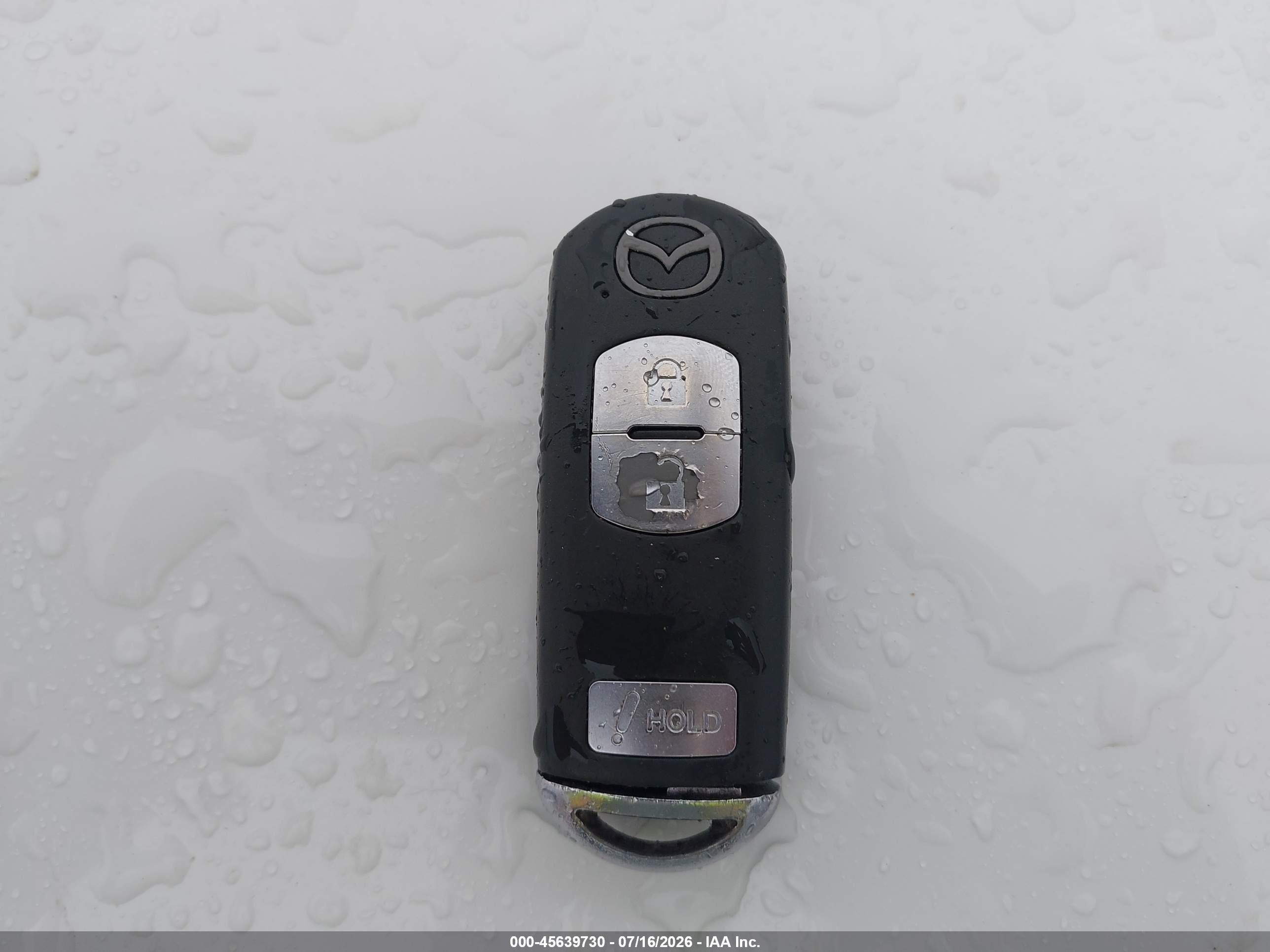 2014 Mazda Mazda3 S Grand Touring Красный vin: JM1BM1M33E1102580