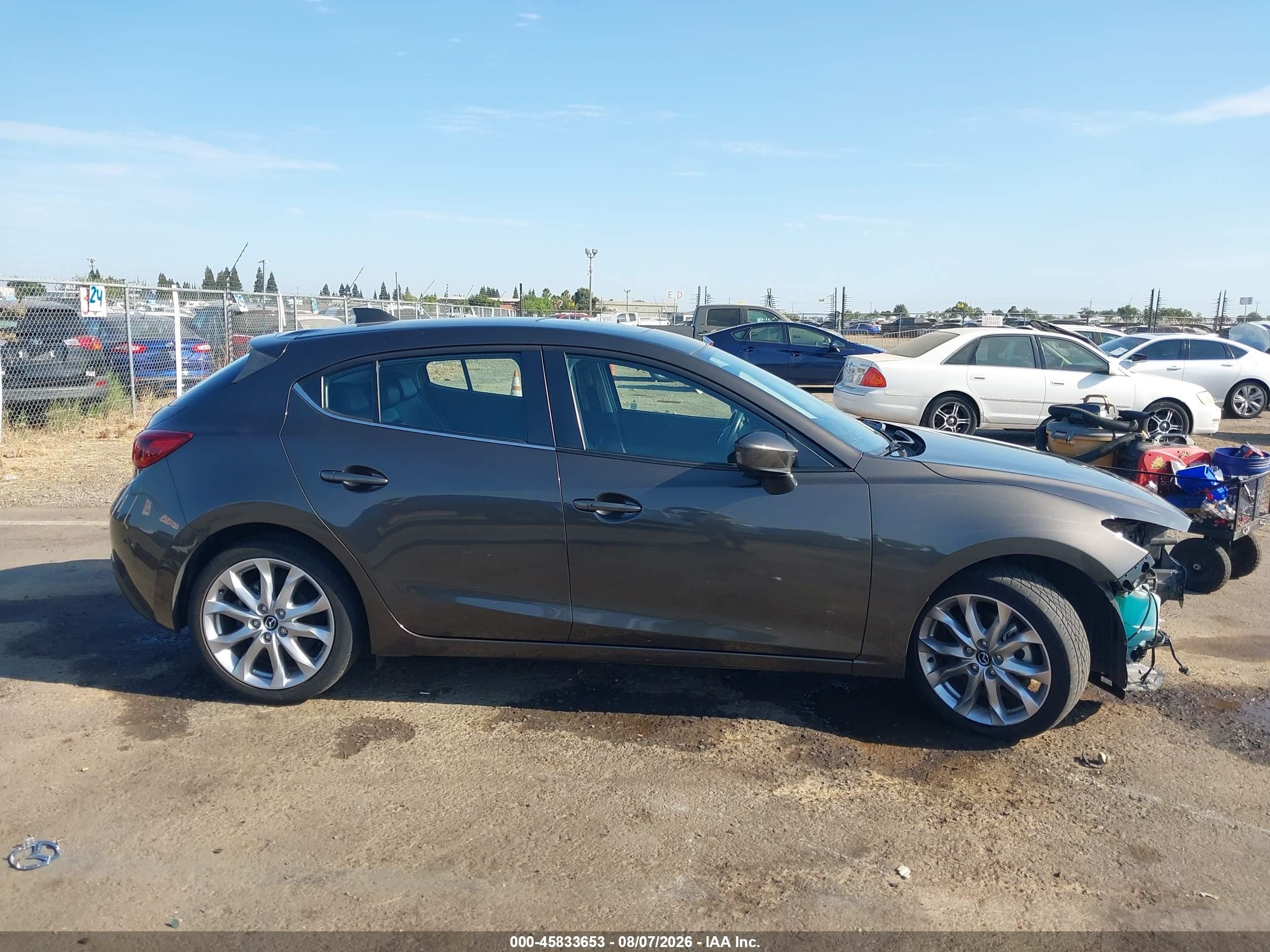 2014 Mazda Mazda3 S Grand Touring Brown vin: JM1BM1M34E1201070