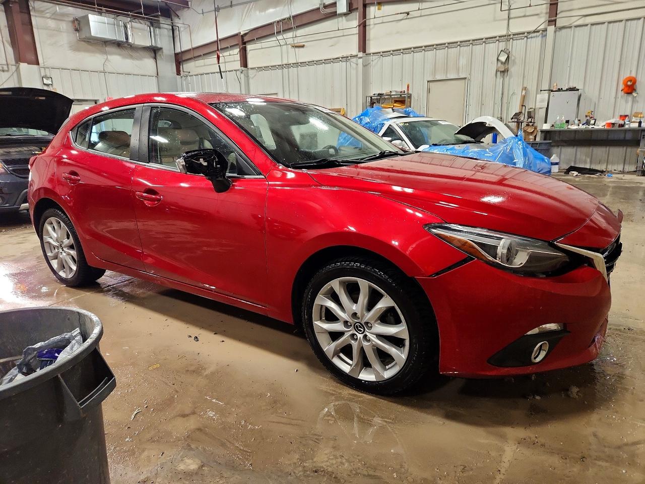 2015 Mazda 3 Grand Touring Red vin: JM1BM1M34F1228545