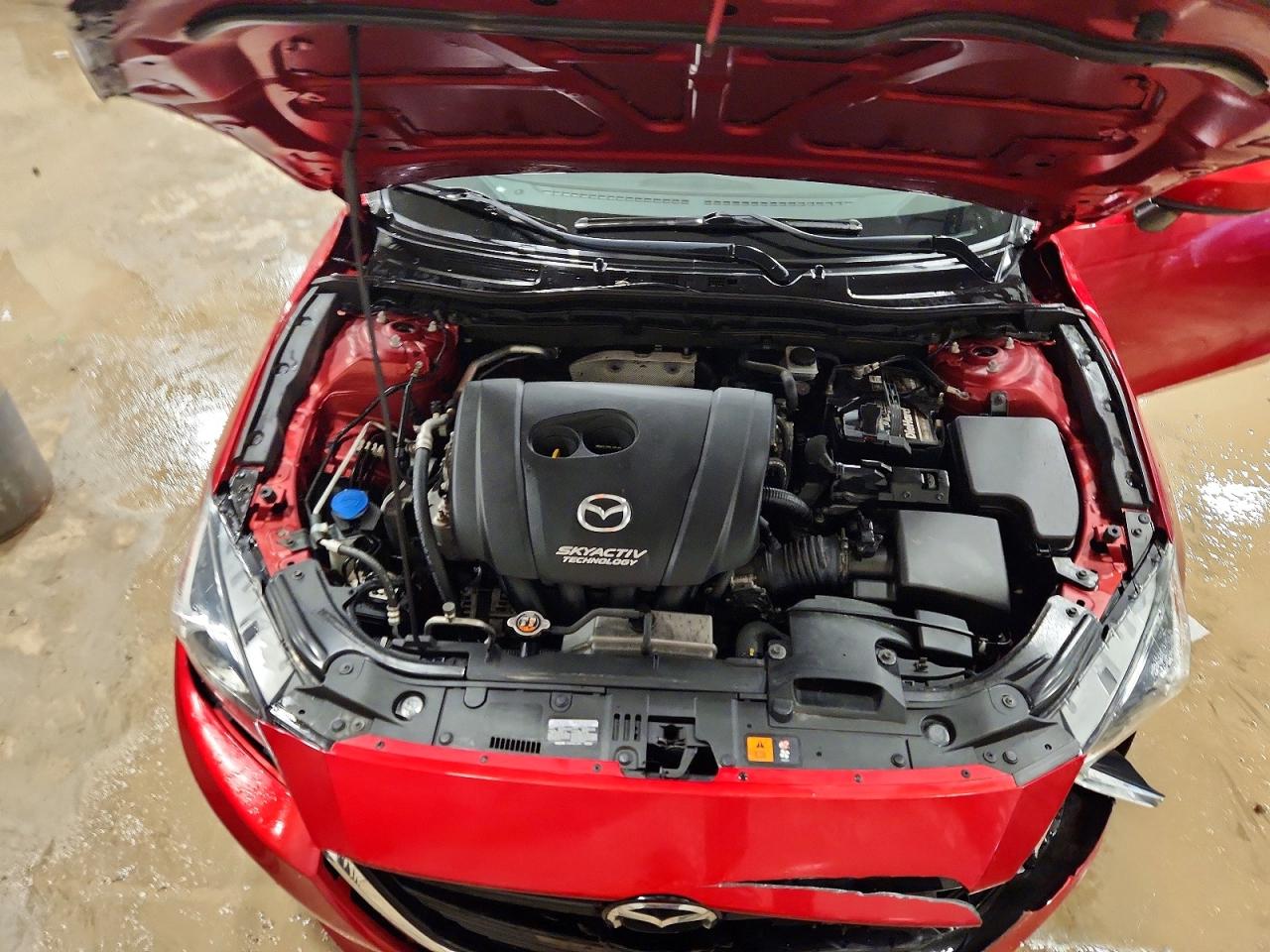 2015 Mazda 3 Grand Touring Red vin: JM1BM1M34F1228545