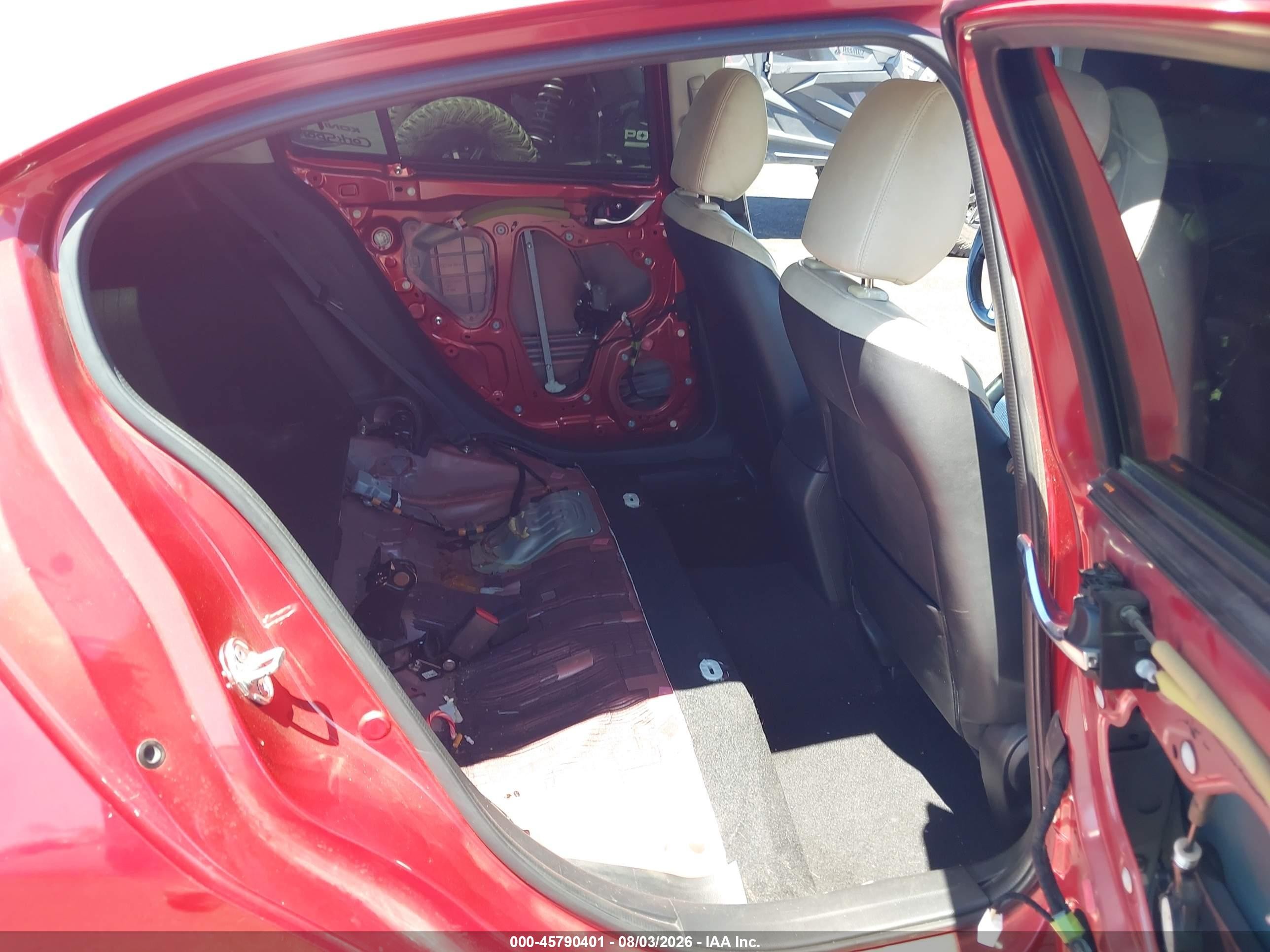 2015 Mazda Mazda3 S Grand Touring Красный vin: JM1BM1M34F1236273