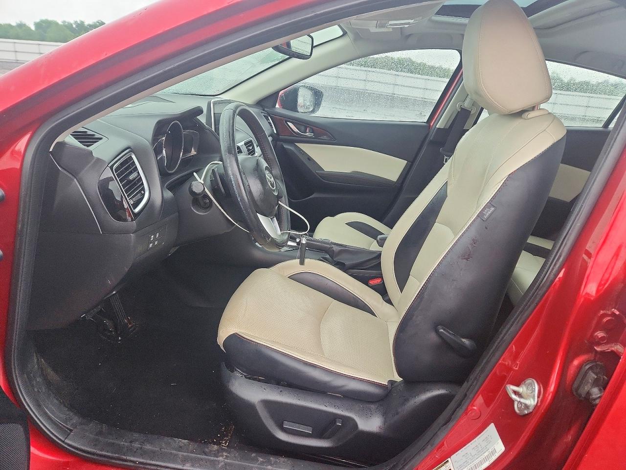 2015 Mazda 3 Grand Touring Red vin: JM1BM1M35F1219479