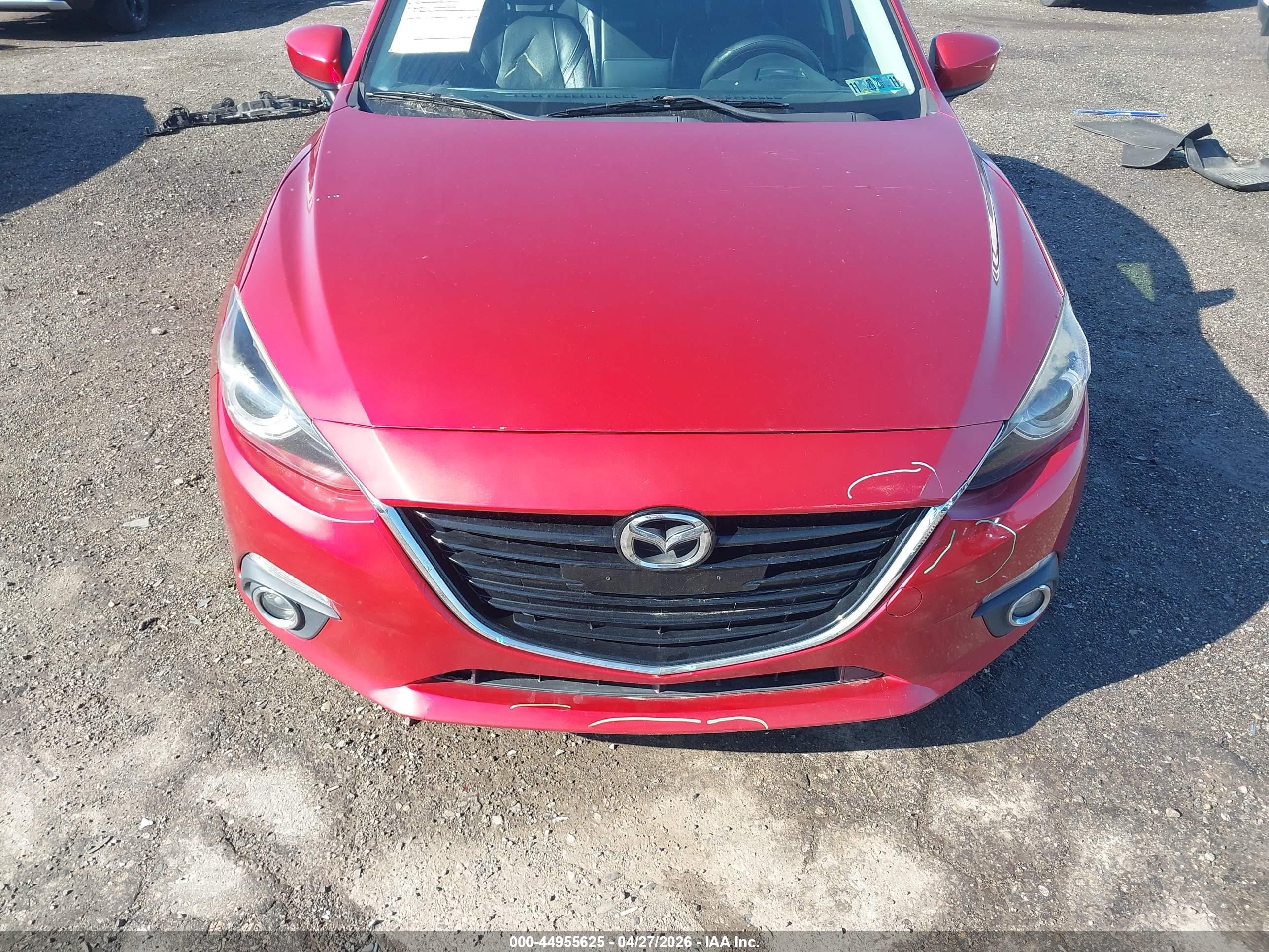 2015 Mazda Mazda3 S Grand Touring Красный vin: JM1BM1M36F1230779