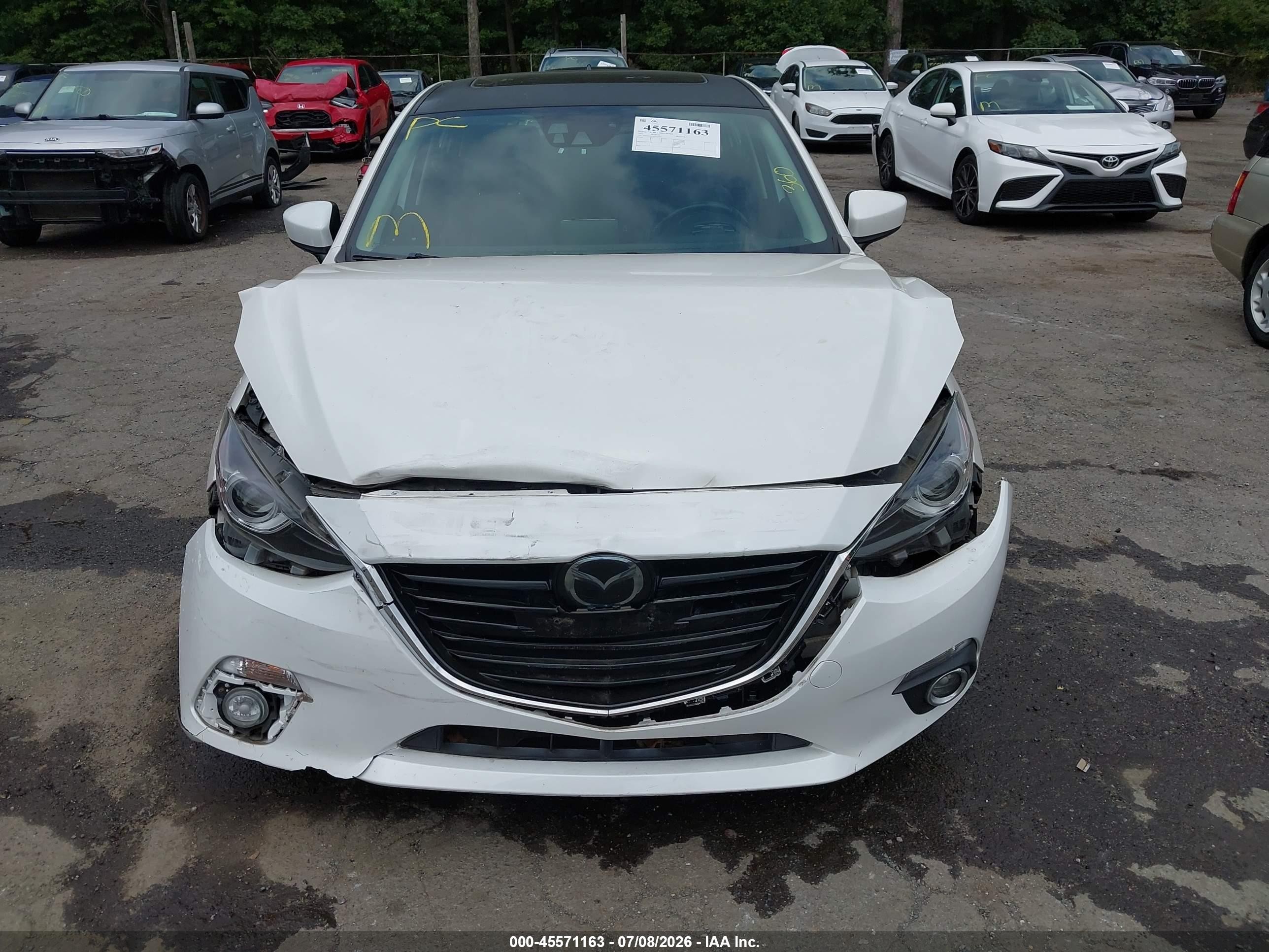 2014 Mazda Mazda3 S Grand Touring White vin: JM1BM1M38E1132545