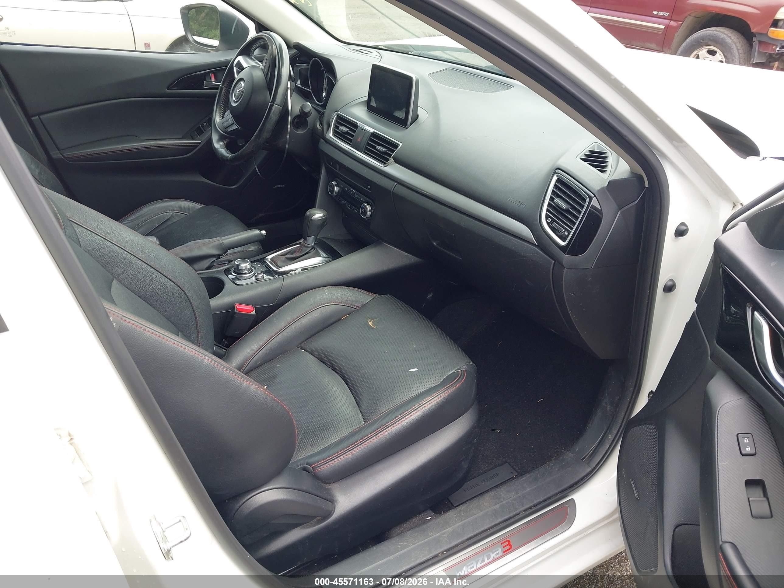 2014 Mazda Mazda3 S Grand Touring White vin: JM1BM1M38E1132545