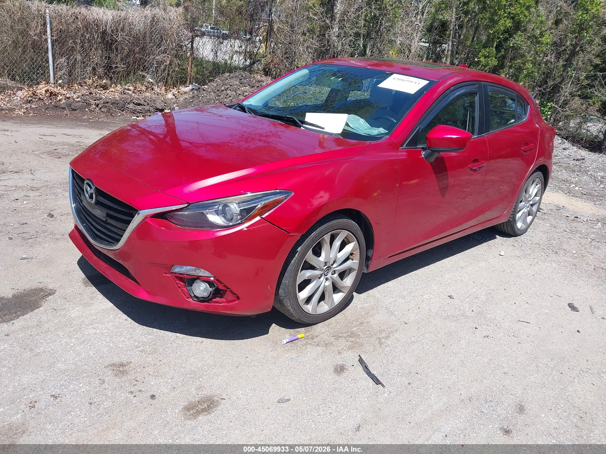 2014 Mazda Mazda3 S Grand Touring Red vin: JM1BM1M39E1102437