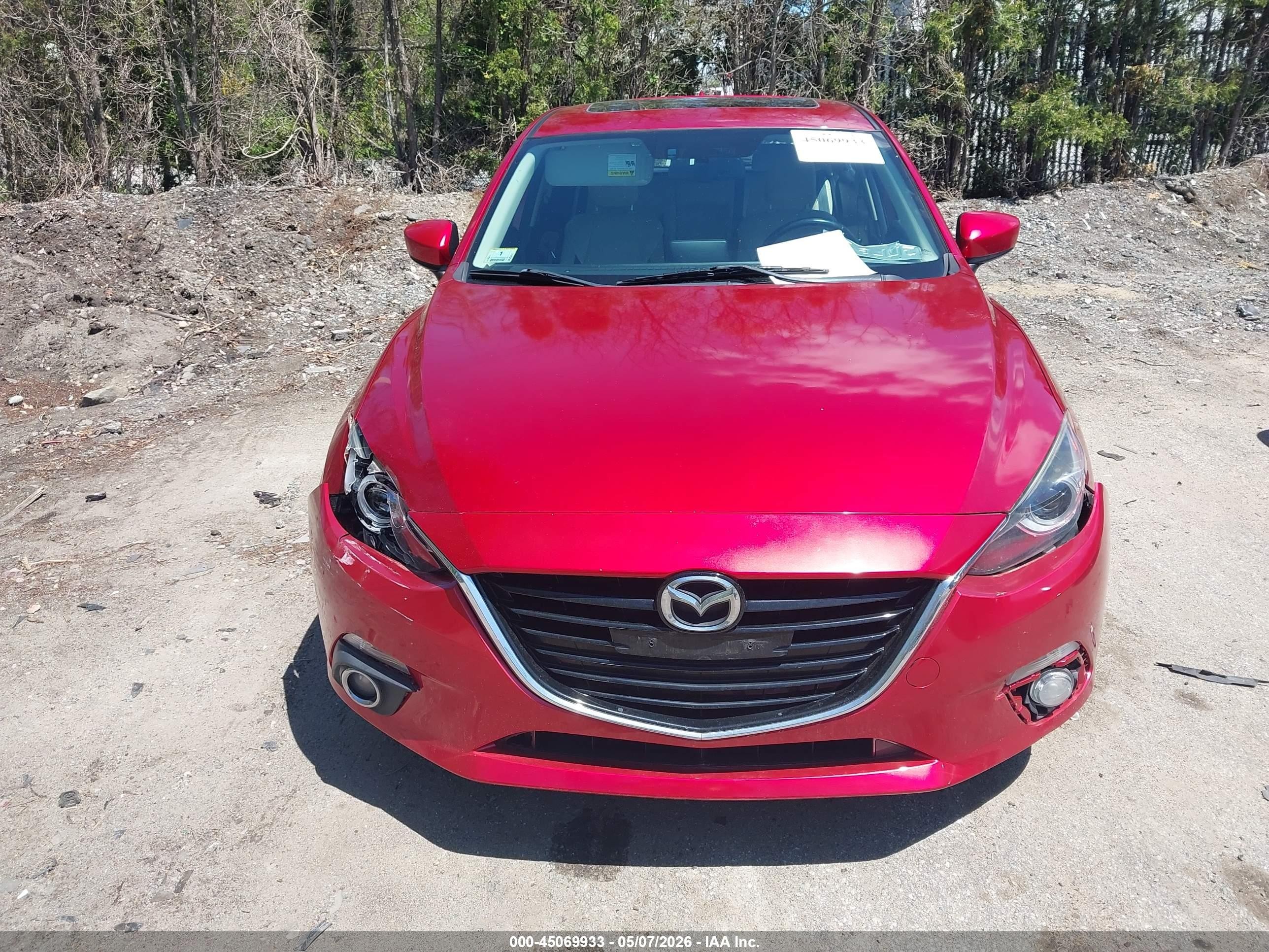 2014 Mazda Mazda3 S Grand Touring Red vin: JM1BM1M39E1102437