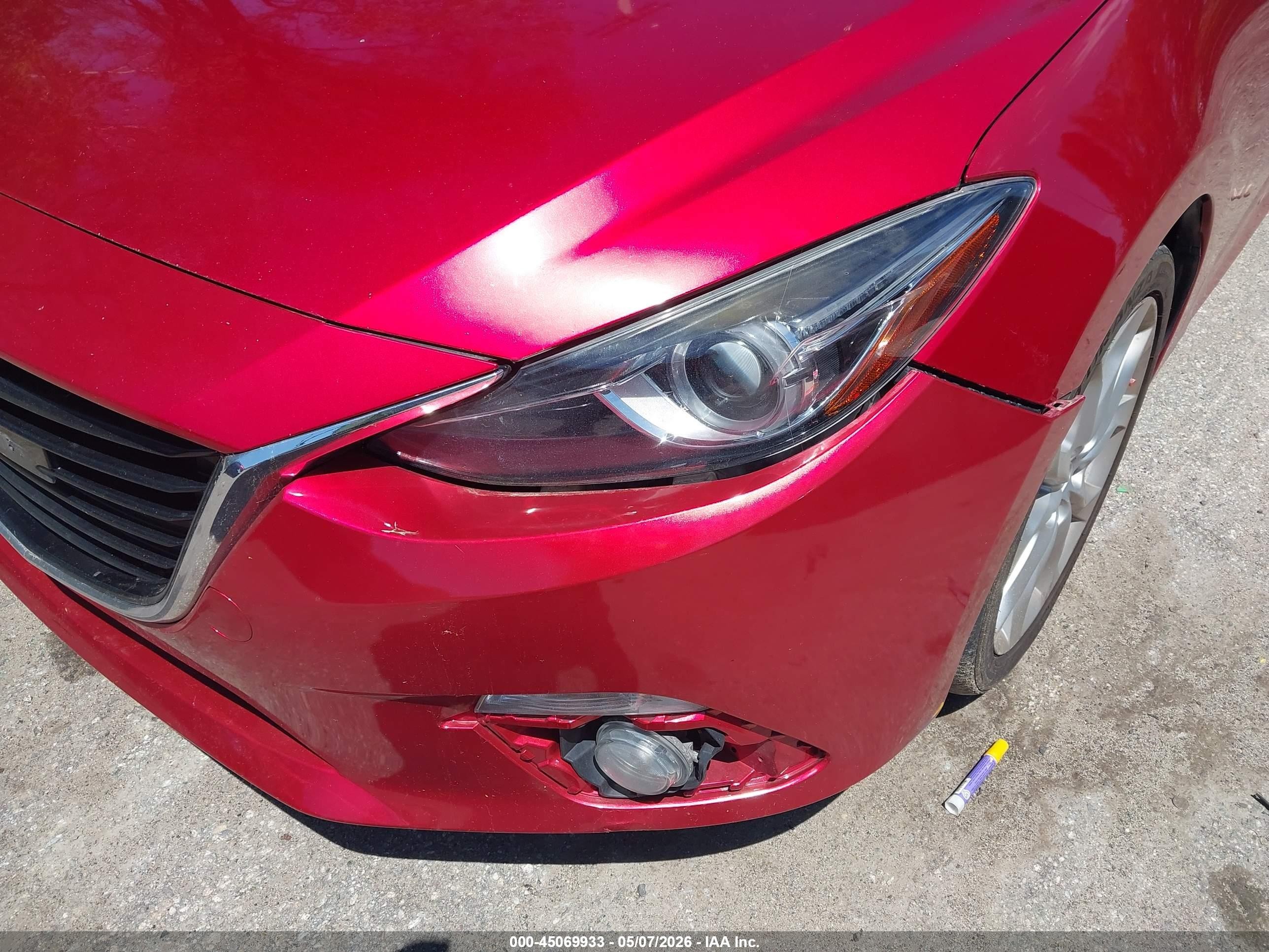 2014 Mazda Mazda3 S Grand Touring Red vin: JM1BM1M39E1102437
