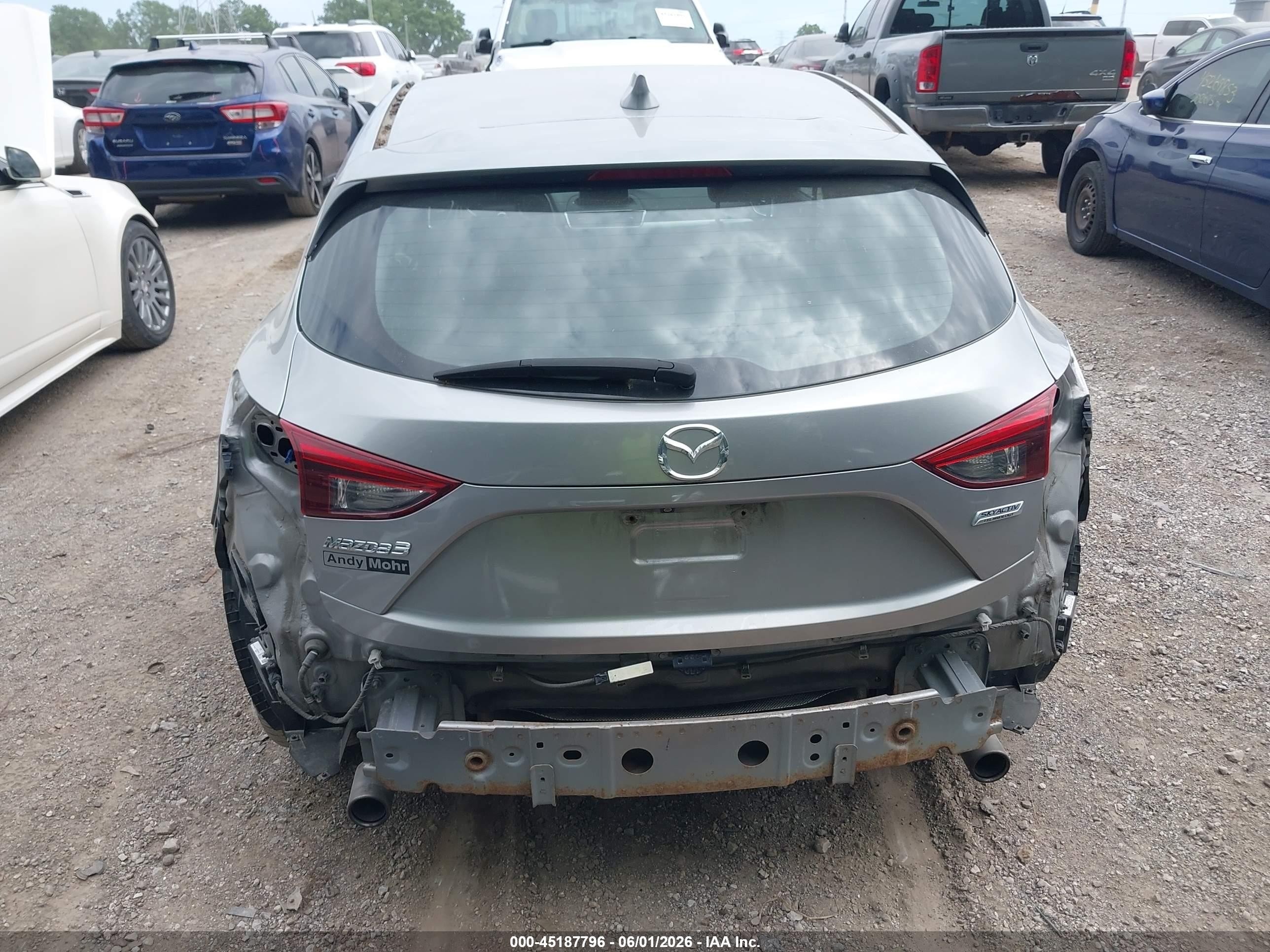 2015 Mazda Mazda3 S Grand Touring Silver vin: JM1BM1M39F1252372