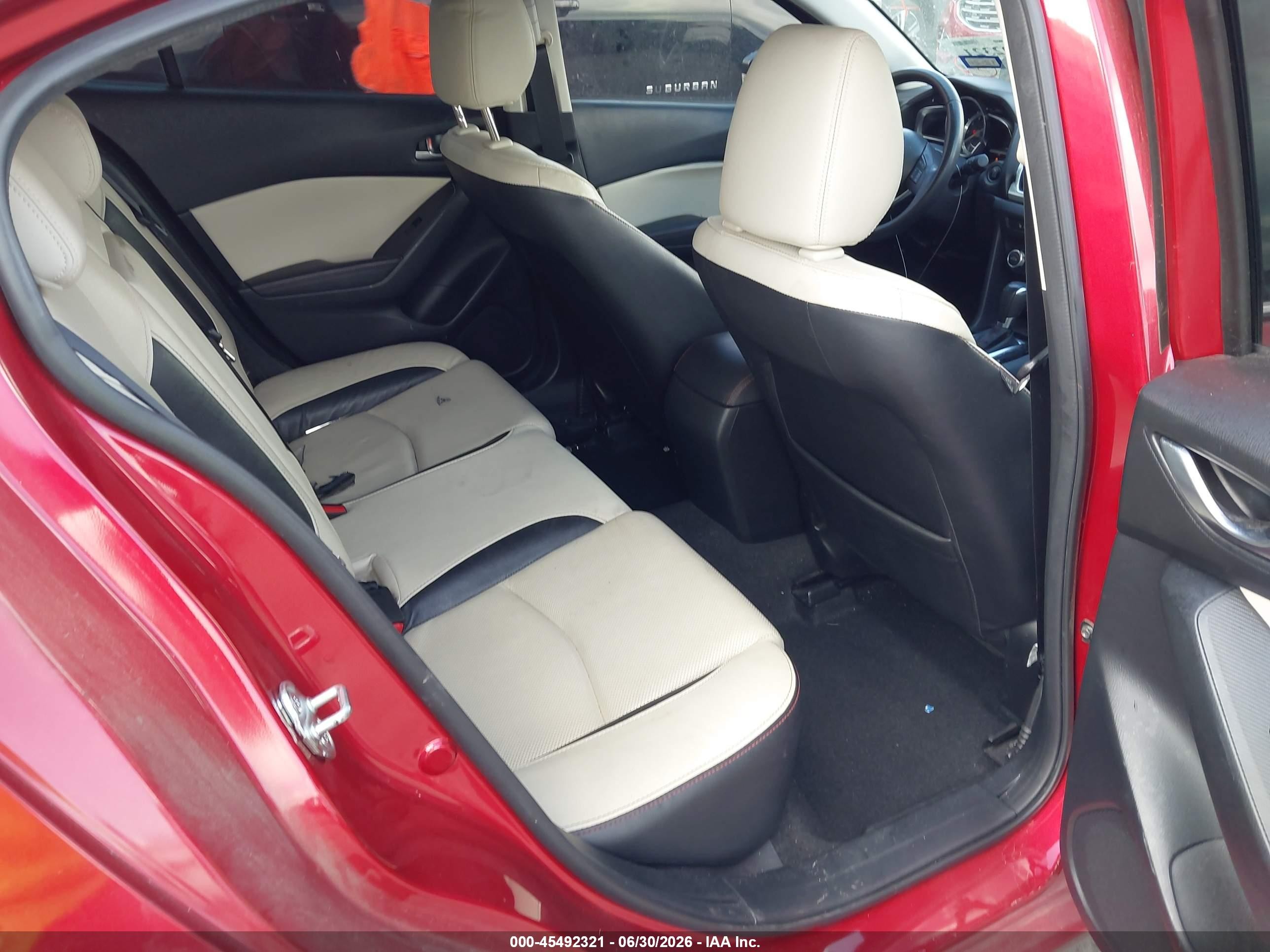 2014 Mazda Mazda3 S Grand Touring Burgundy vin: JM1BM1M3XE1101930