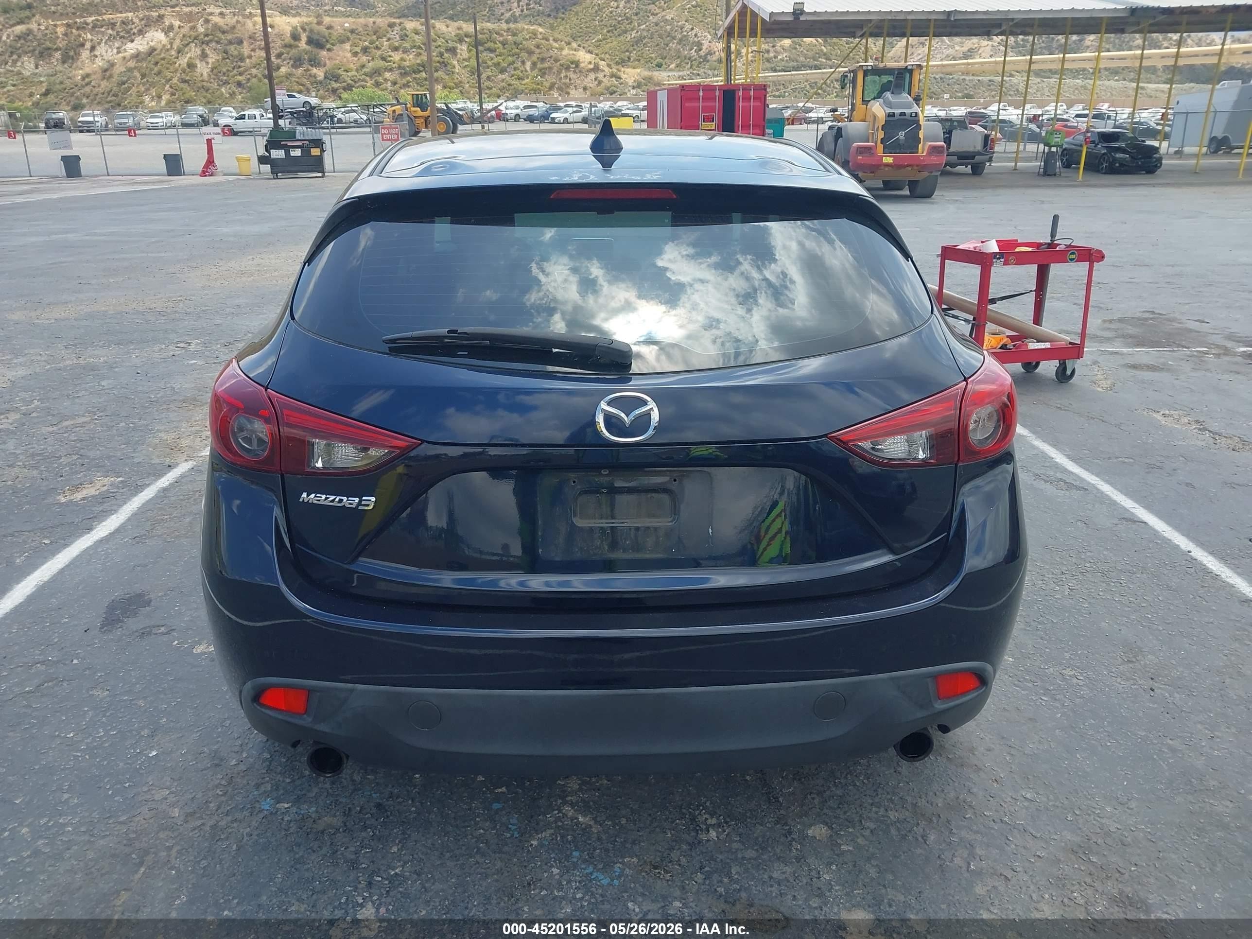 2014 Mazda Mazda3 S Grand Touring Синий vin: JM1BM1M3XE1201803