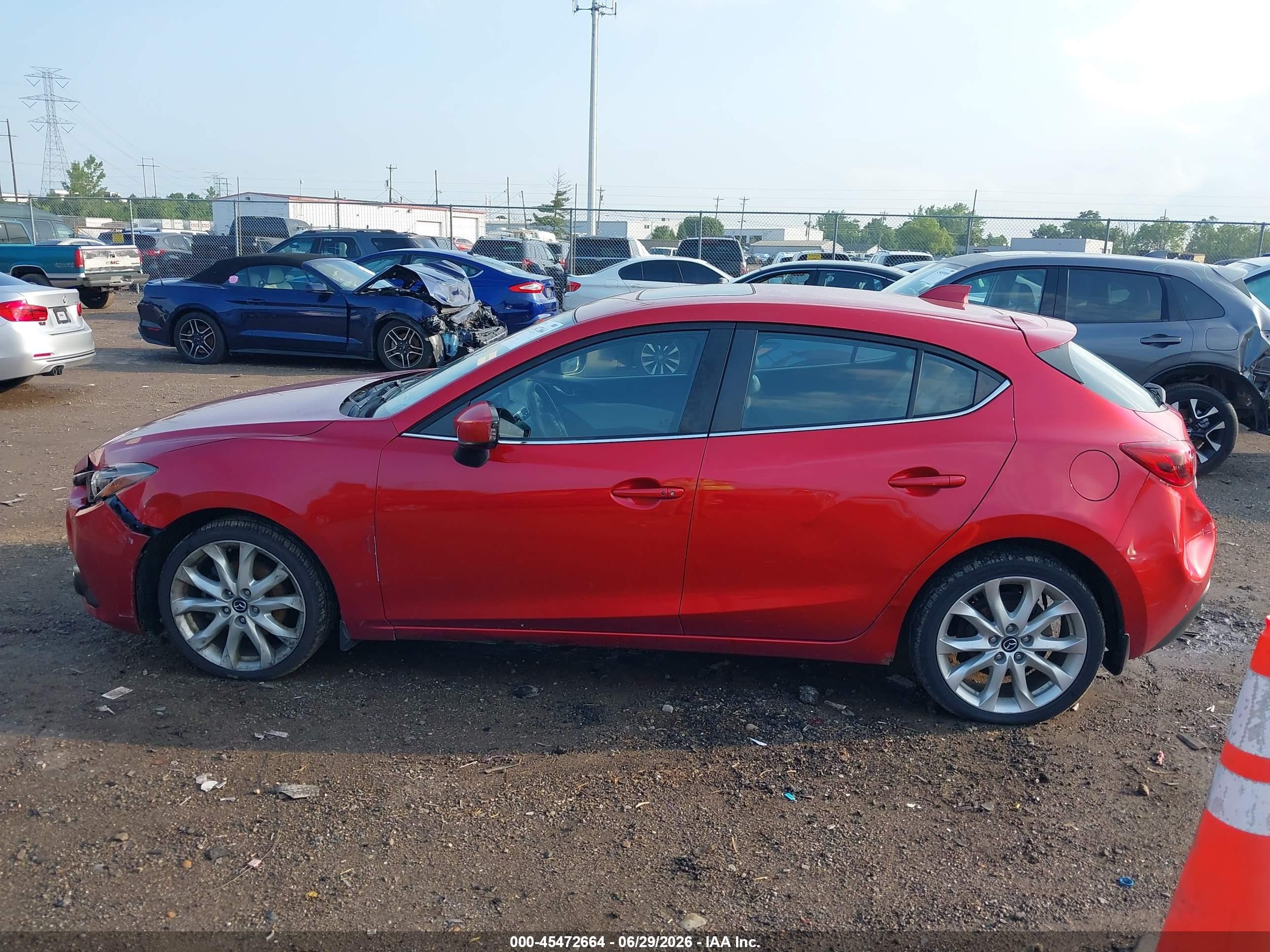 2015 Mazda Mazda3 S Grand Touring Burgundy vin: JM1BM1M3XF1236116