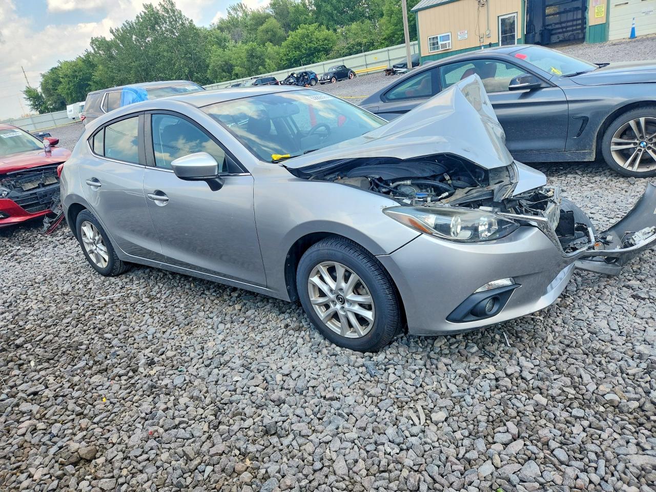 2016 Mazda 3 Touring Серебряный vin: JM1BM1M71G1326453