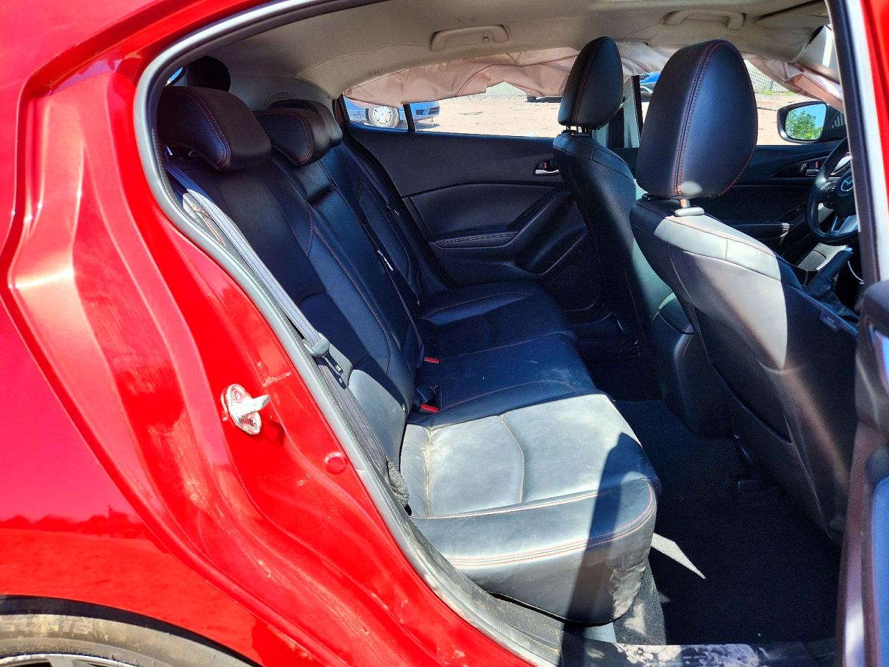 2014 Mazda 3 Grand Touring Red vin: JM1BM1M72E1211521