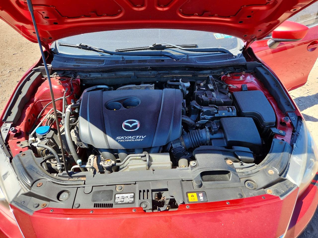 2014 Mazda 3 Grand Touring Red vin: JM1BM1M72E1211521