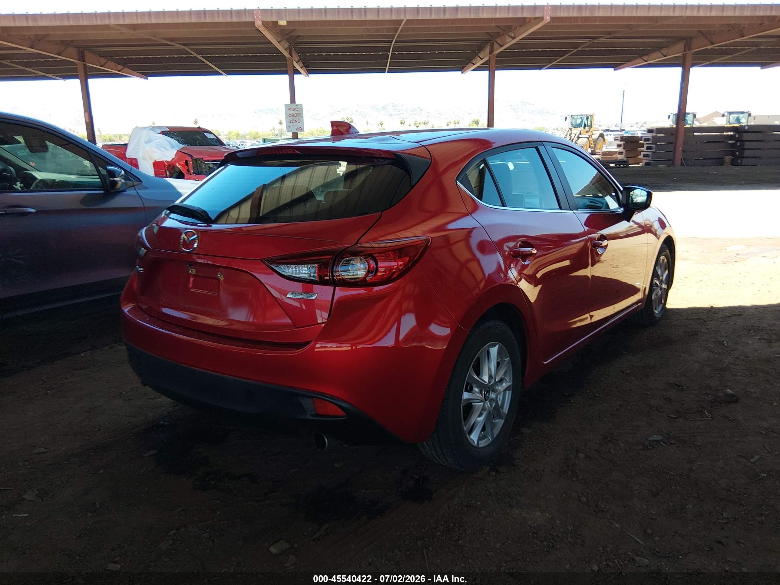 2015 Mazda Mazda3 I Grand Touring Red vin: JM1BM1M72F1241569