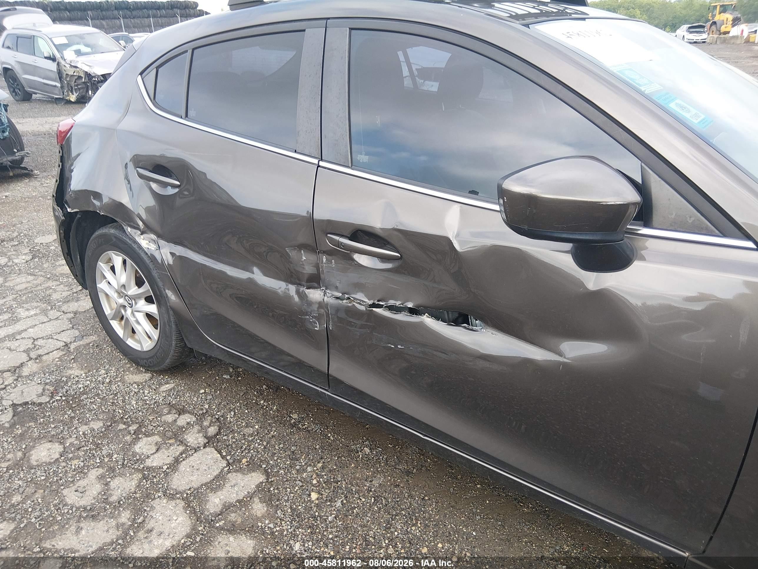 2014 Mazda Mazda3 I Grand Touring Коричневый vin: JM1BM1M73E1183857