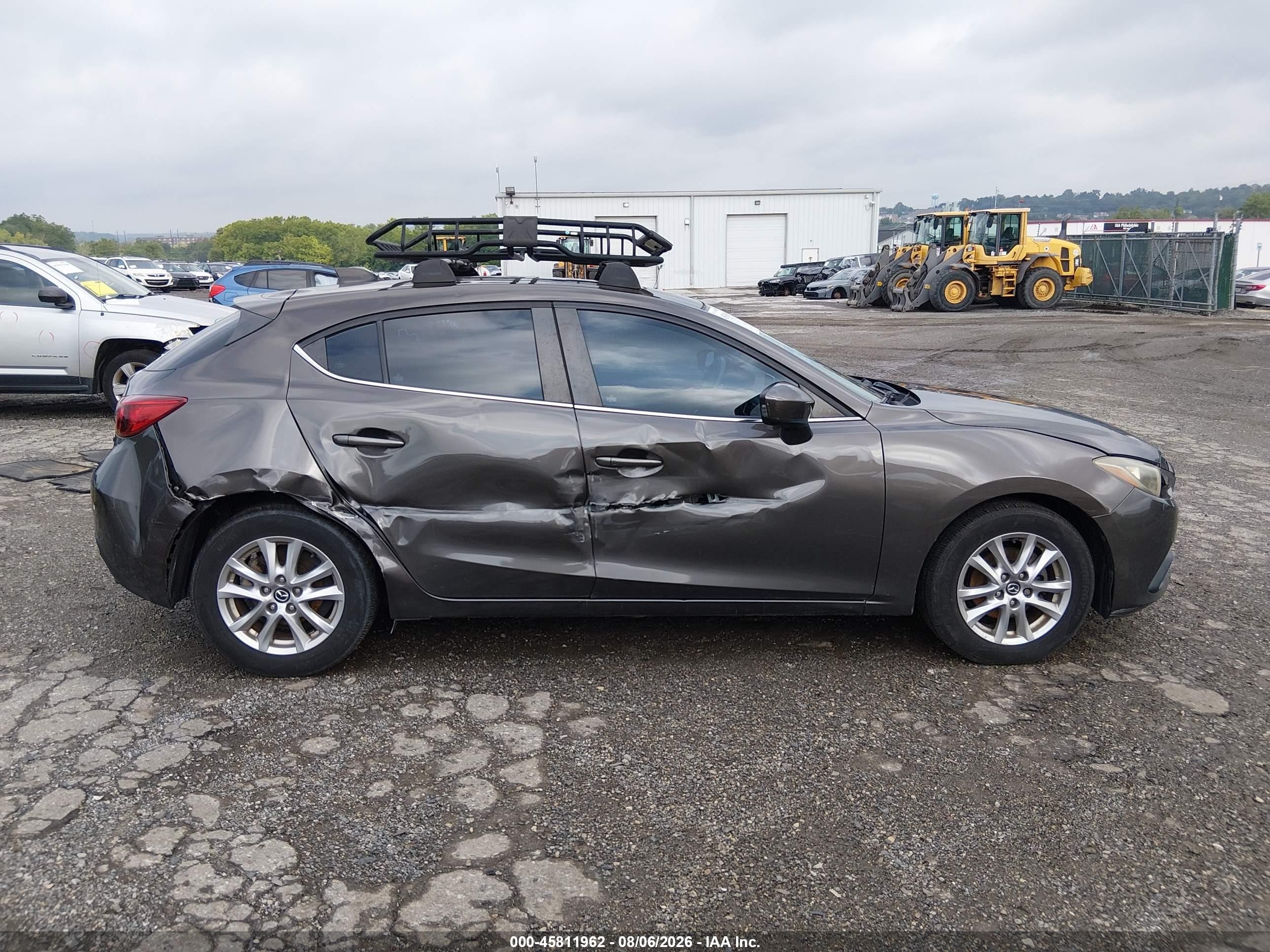 2014 Mazda Mazda3 I Grand Touring Коричневый vin: JM1BM1M73E1183857