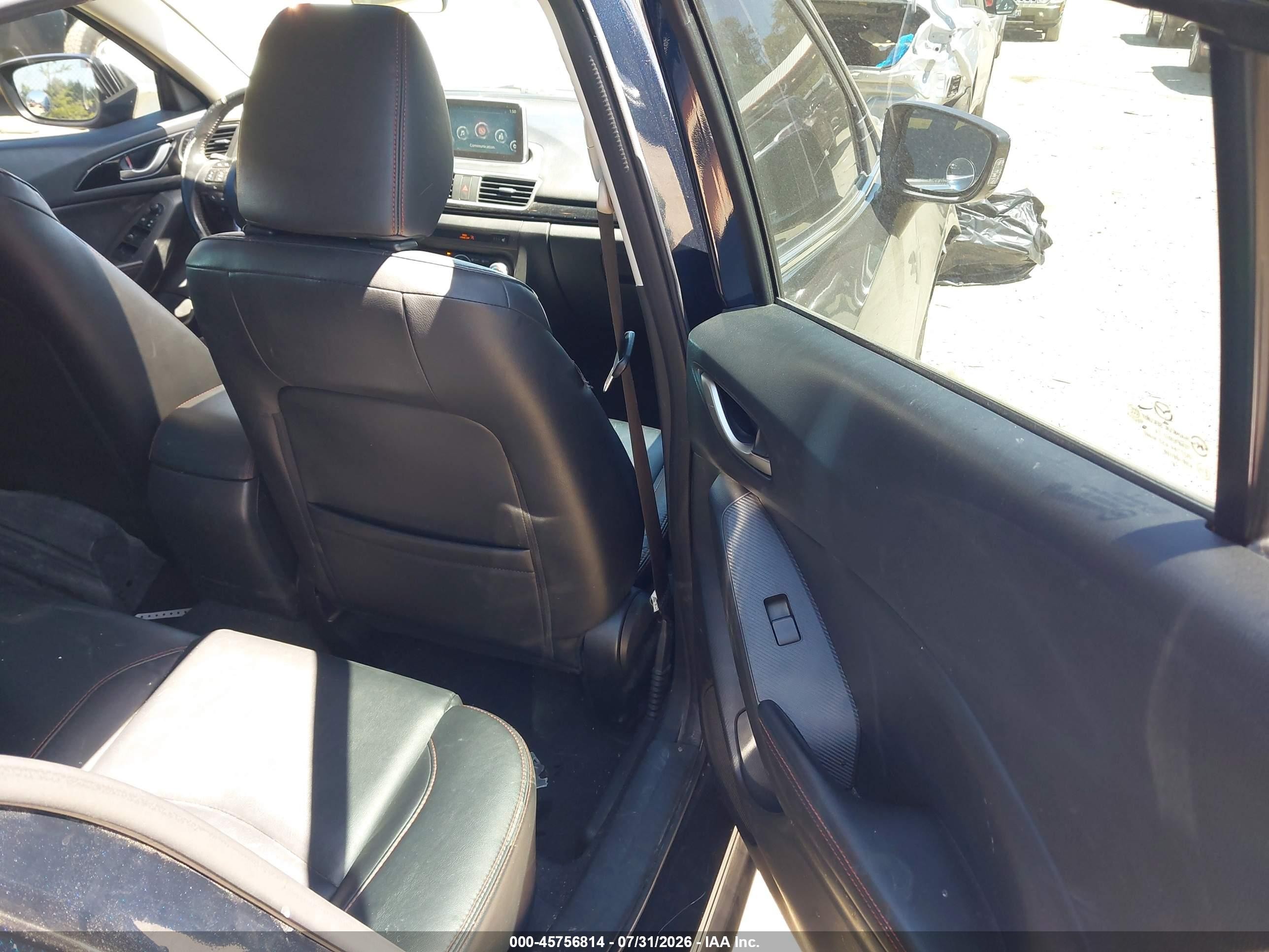 2015 Mazda Mazda3 I Grand Touring Синий vin: JM1BM1M73F1240365