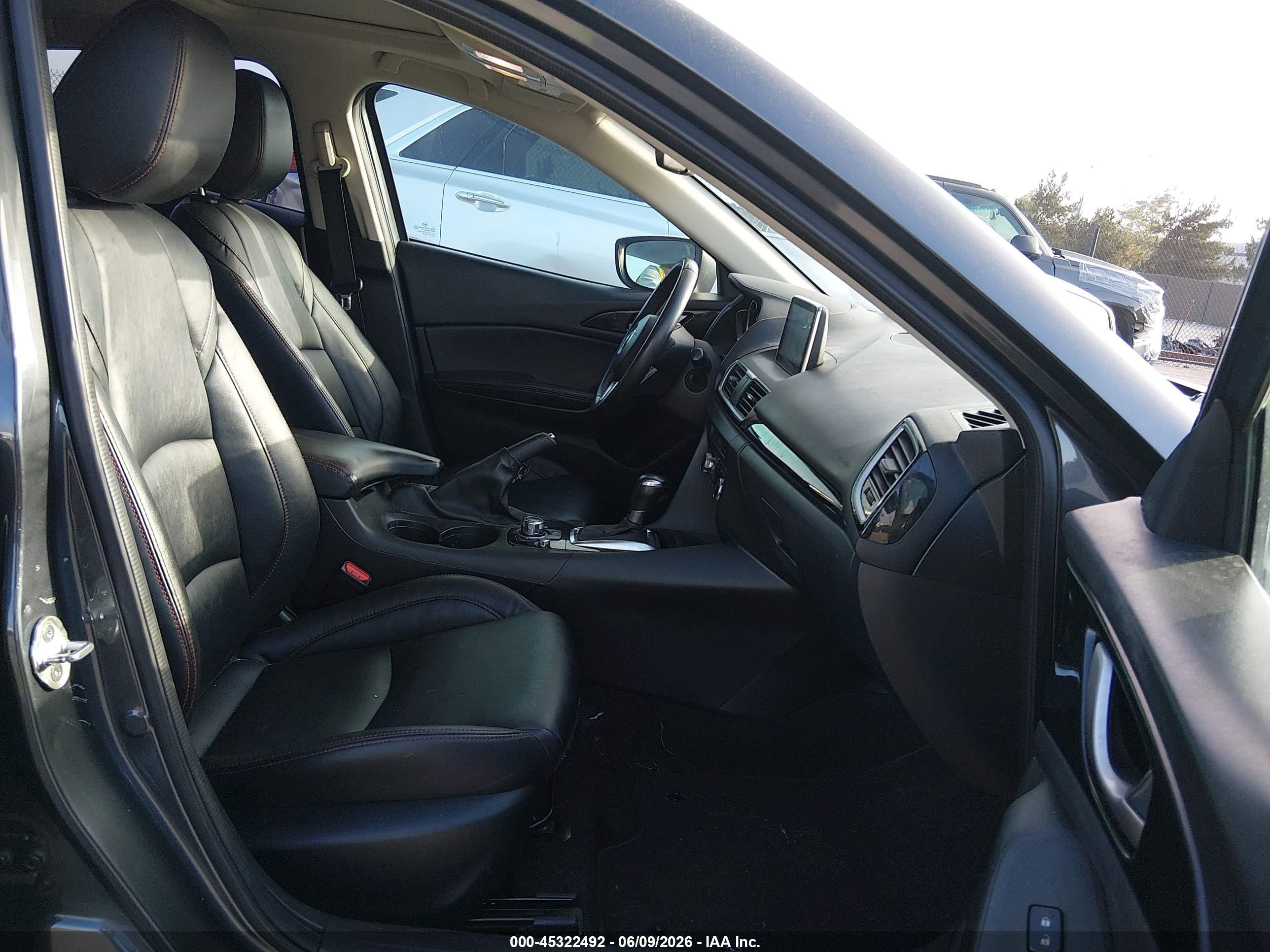 2015 Mazda Mazda3 I Grand Touring Gray vin: JM1BM1M75F1240383