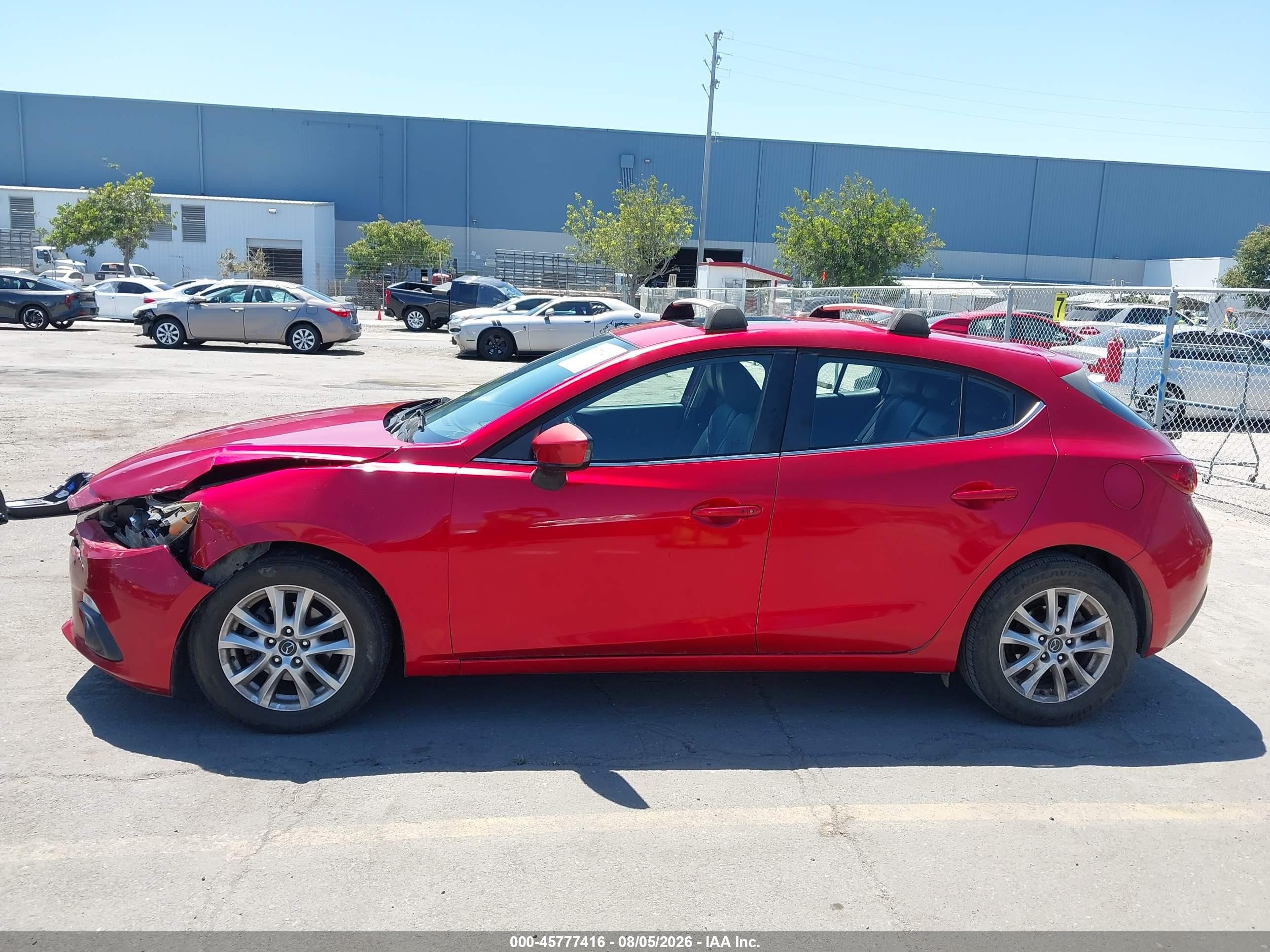 2015 Mazda Mazda3 I Grand Touring Red vin: JM1BM1M75F1241078