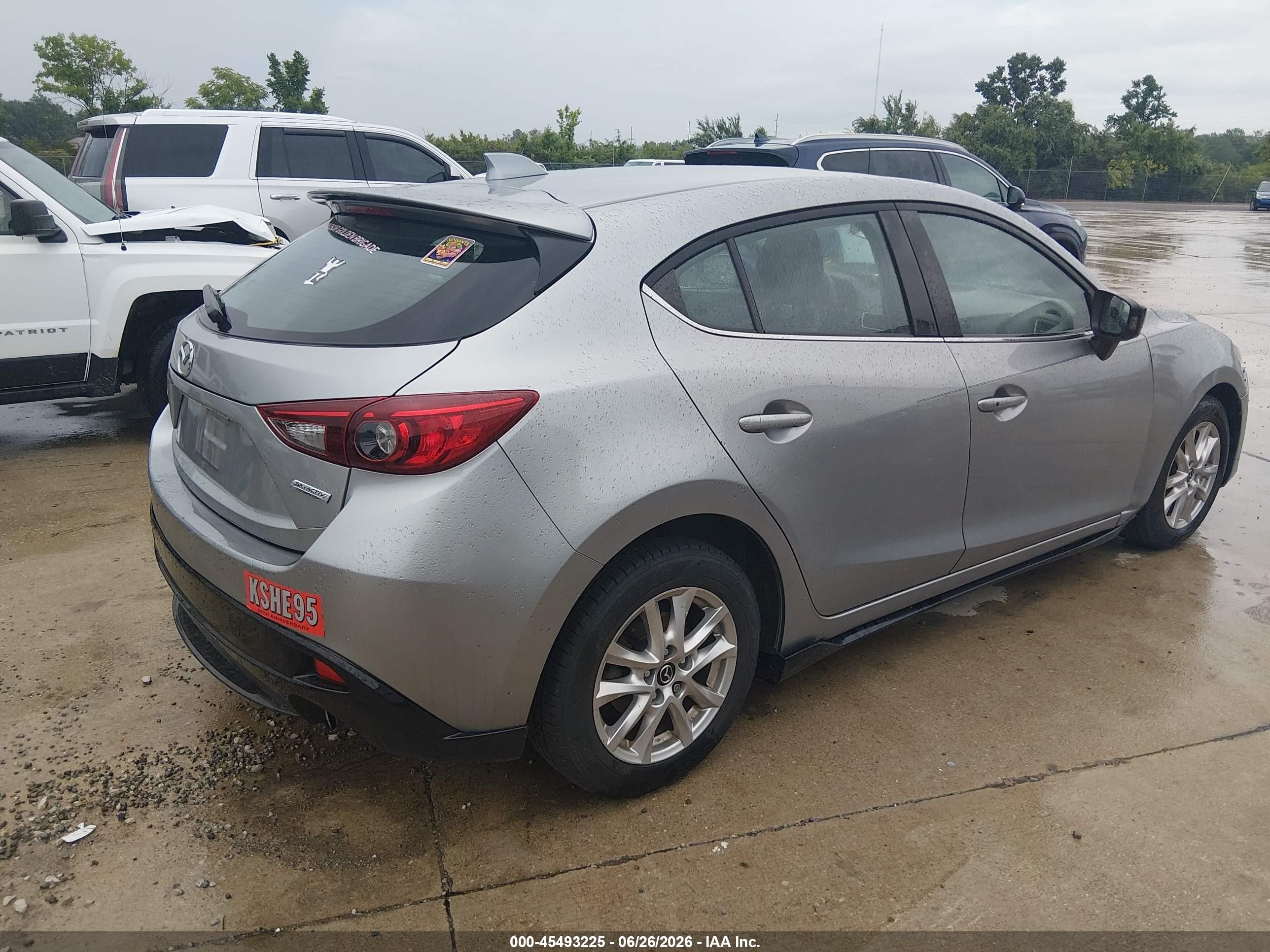 2014 Mazda Mazda3 I Grand Touring Gray vin: JM1BM1M76E1150724