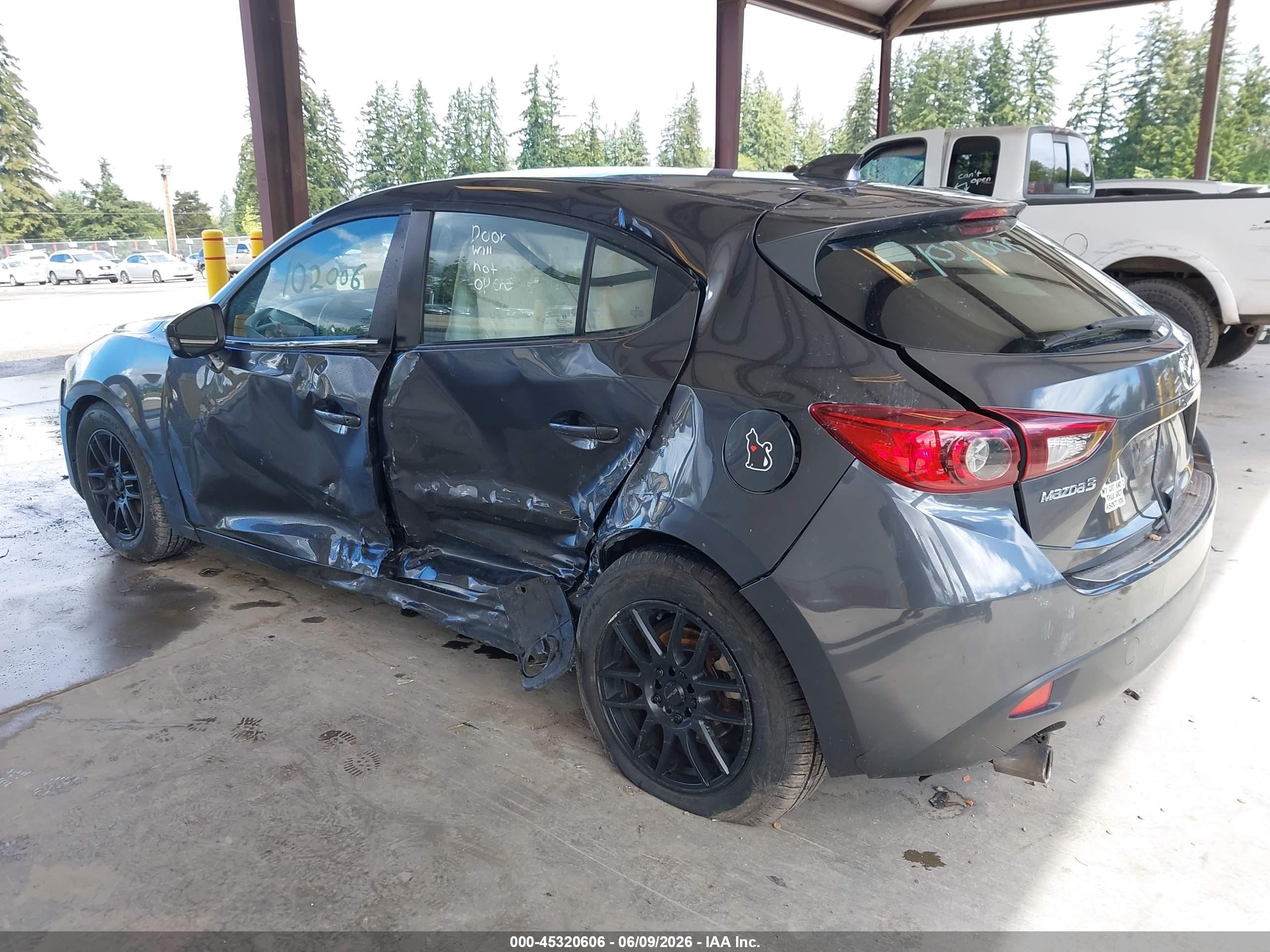 2015 Mazda Mazda3 I Grand Touring Gray vin: JM1BM1M78F1233704