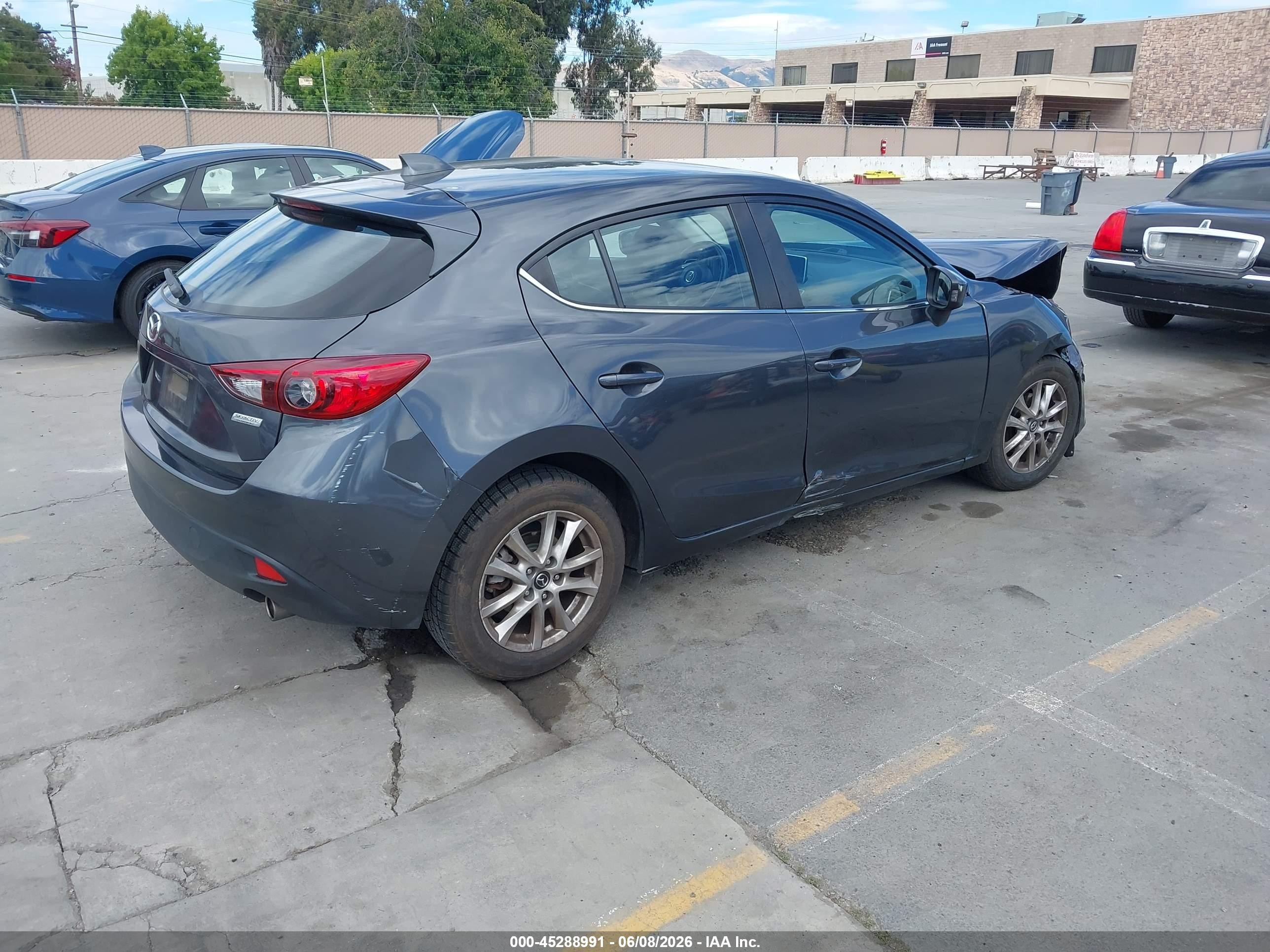2014 Mazda Mazda3 I Grand Touring Gray vin: JM1BM1M79E1159952