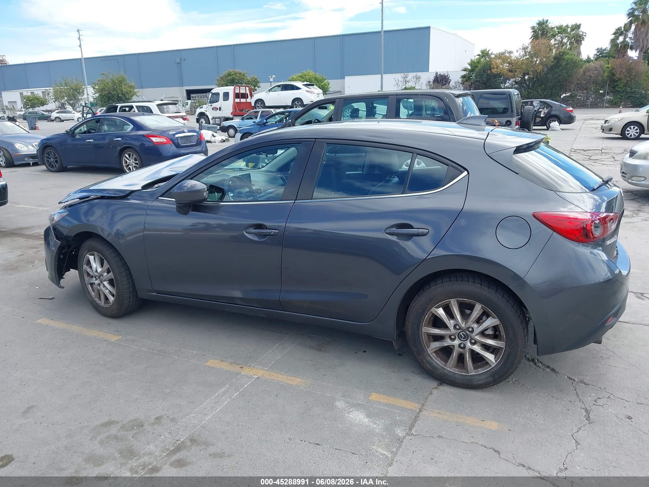 2014 Mazda Mazda3 I Grand Touring Gray vin: JM1BM1M79E1159952