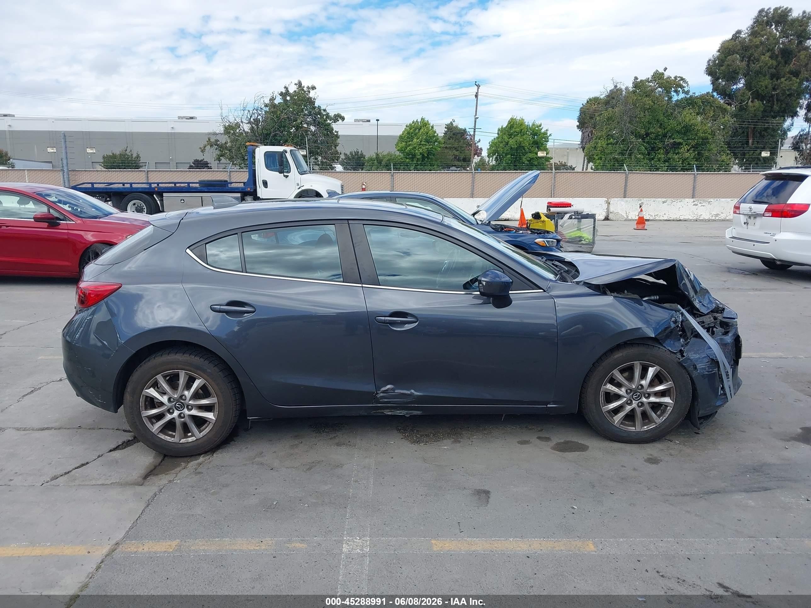 2014 Mazda Mazda3 I Grand Touring Gray vin: JM1BM1M79E1159952